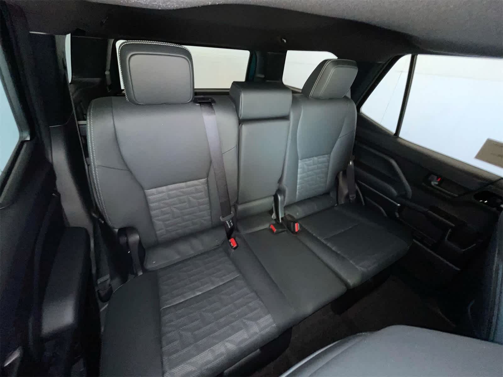 Thumbnail: 2026 Toyota 4Runner - 14