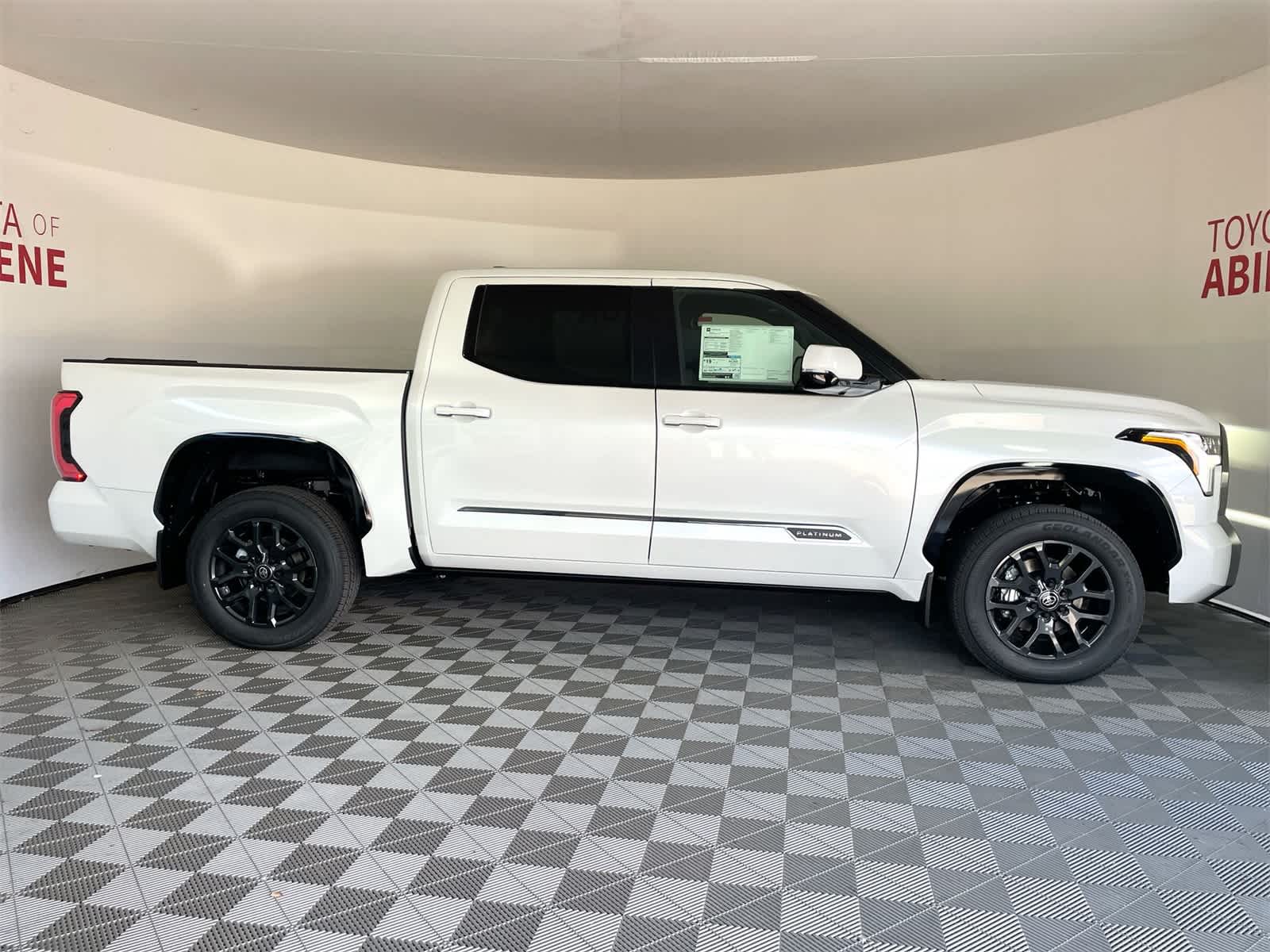 Thumbnail: 2025 Toyota Tundra - 8