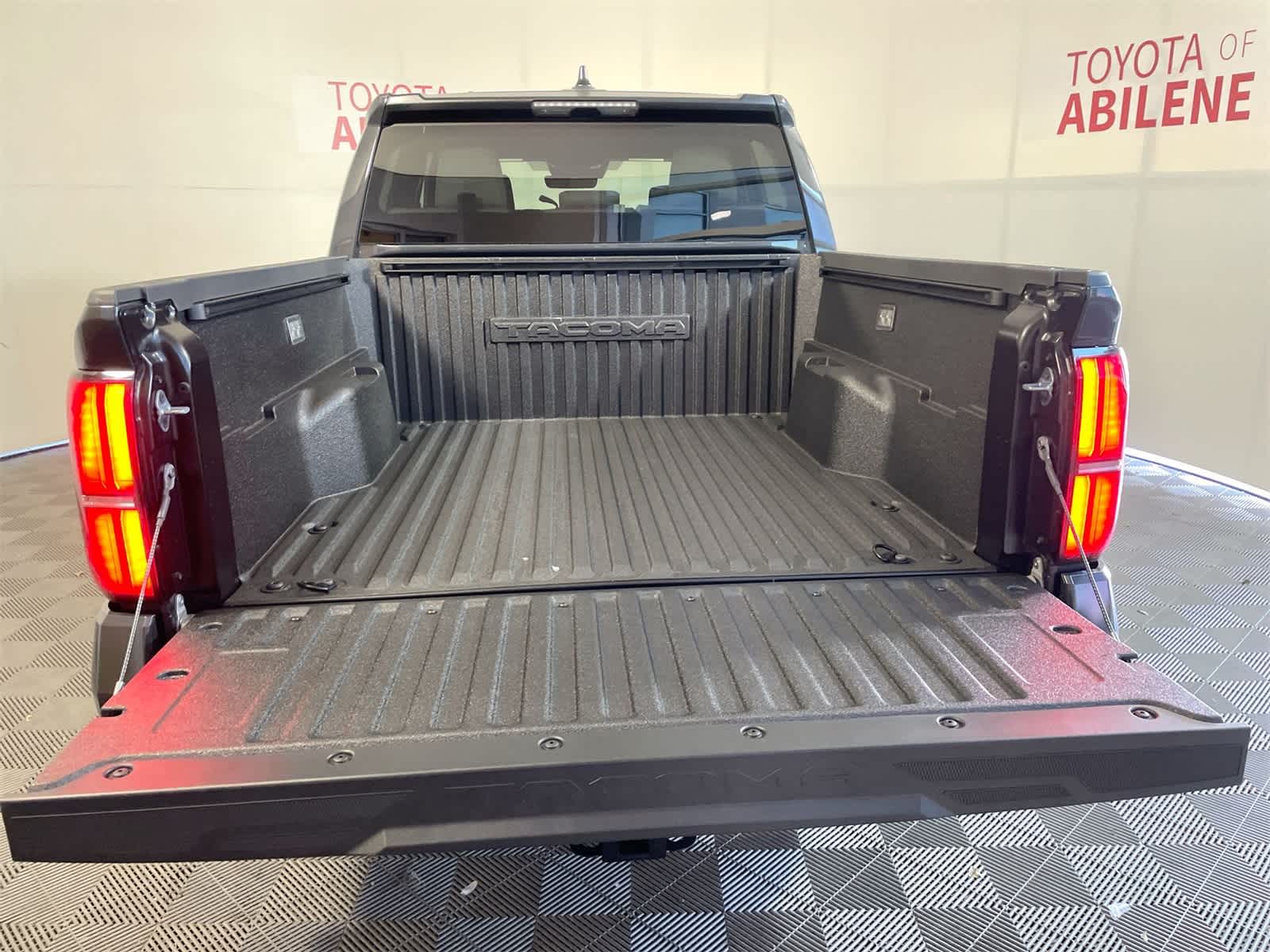 Thumbnail: 2025 Toyota Tacoma - 5