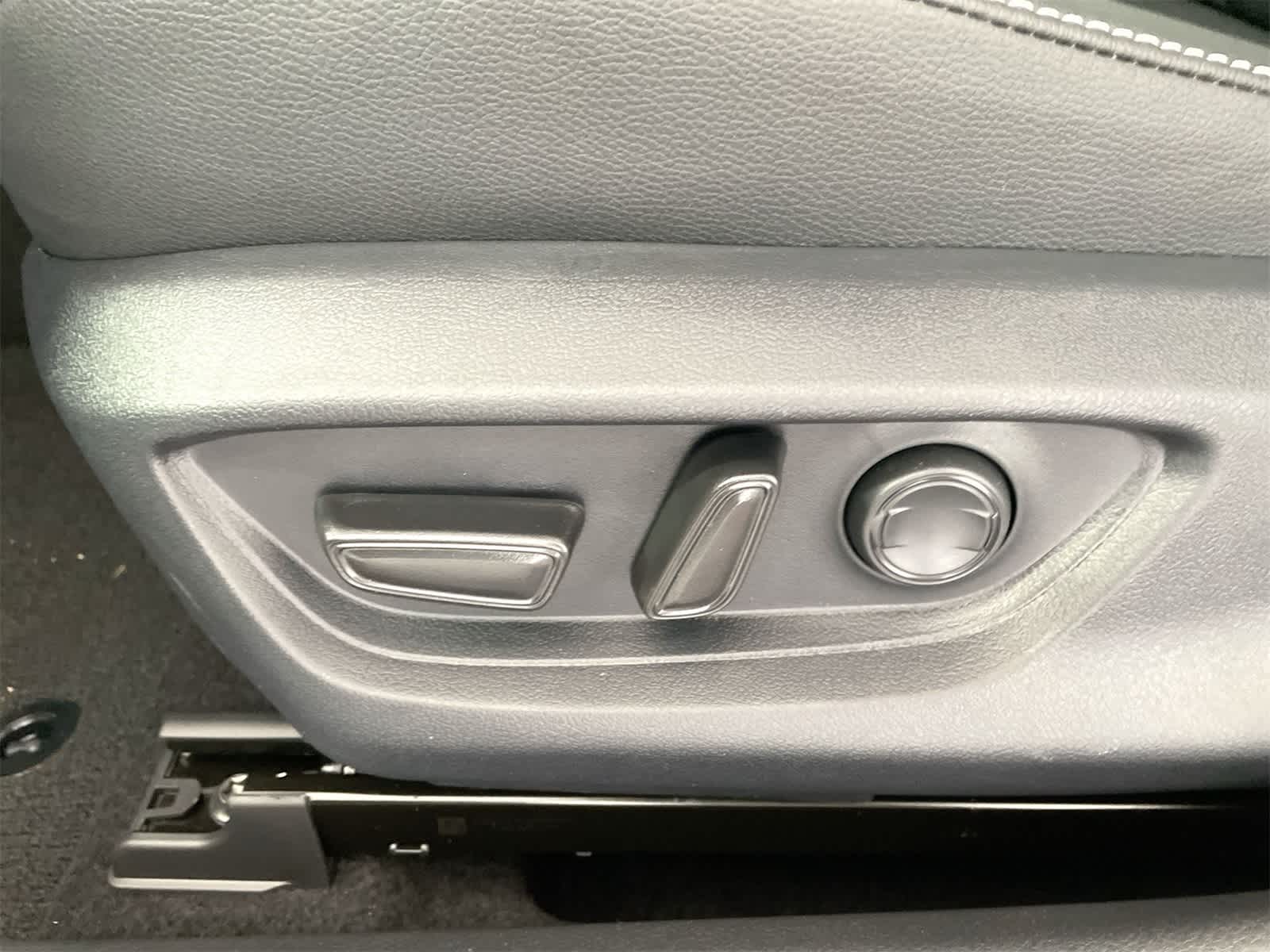 Thumbnail: 2026 Toyota Camry - 11