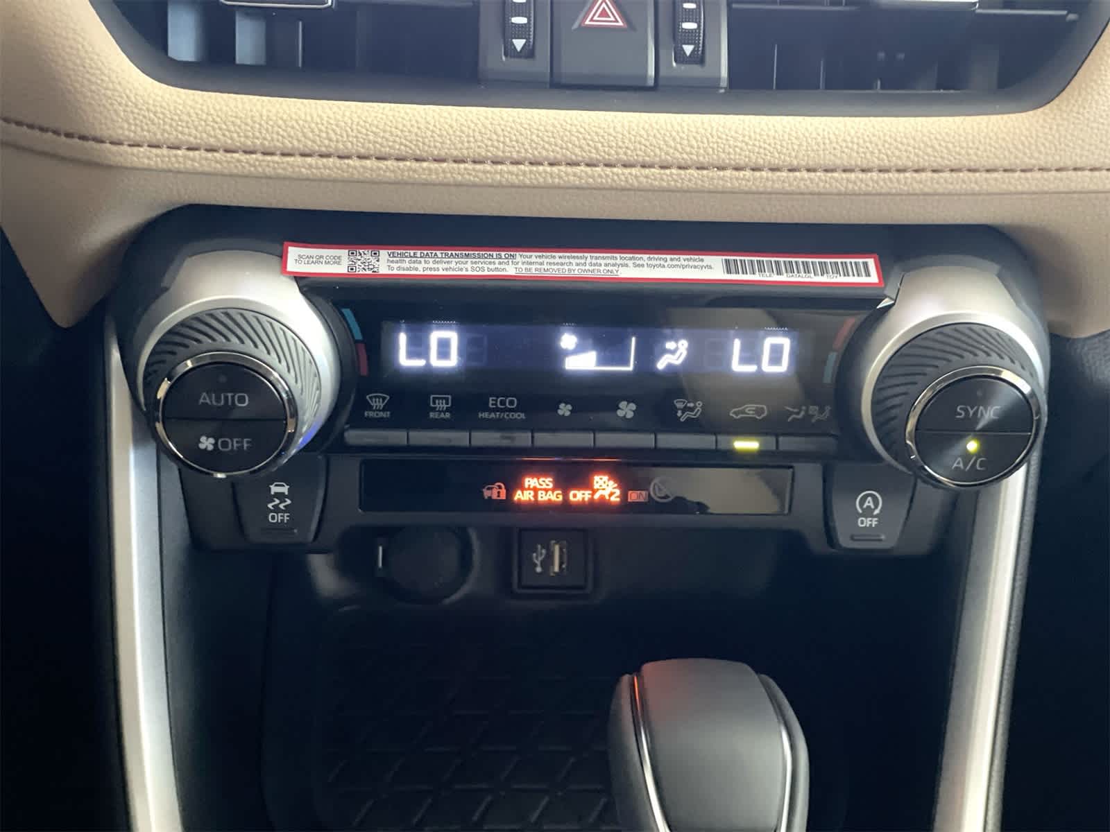 Thumbnail: 2025 Toyota RAV4 - 21