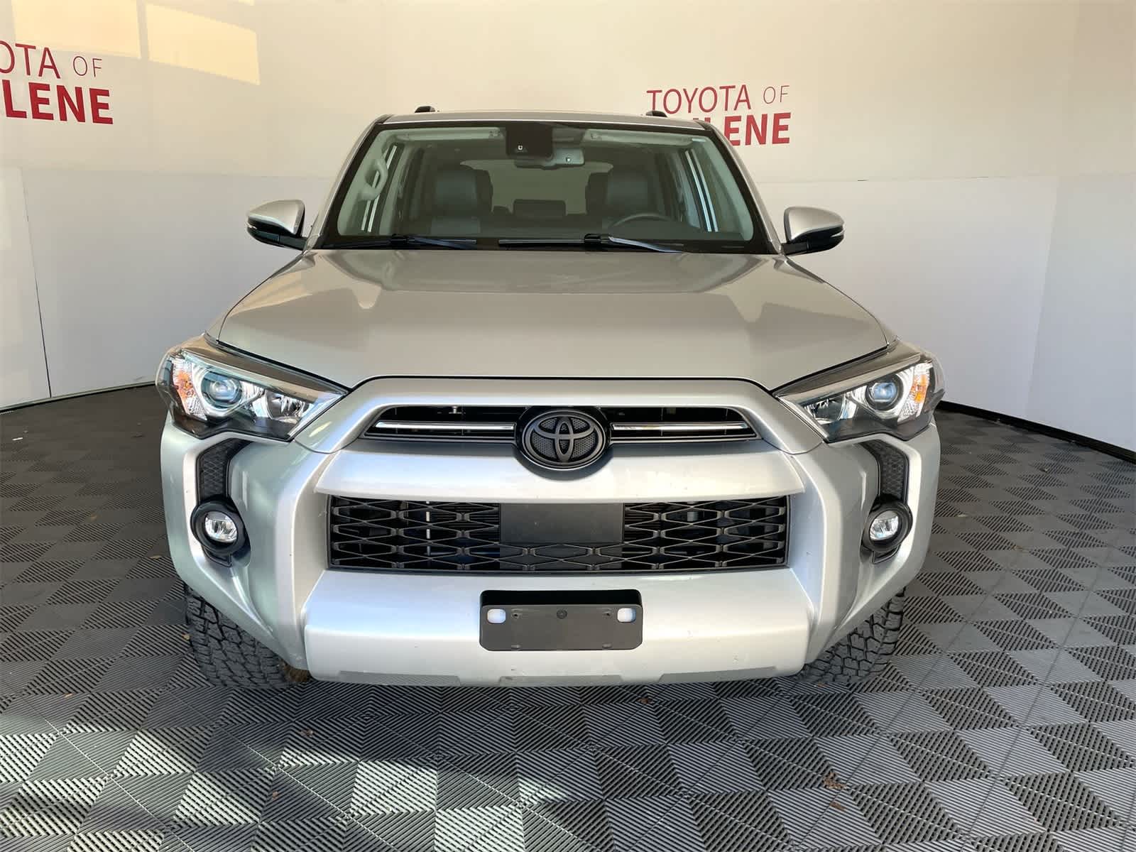 Thumbnail: 2023 Toyota 4Runner - 8
