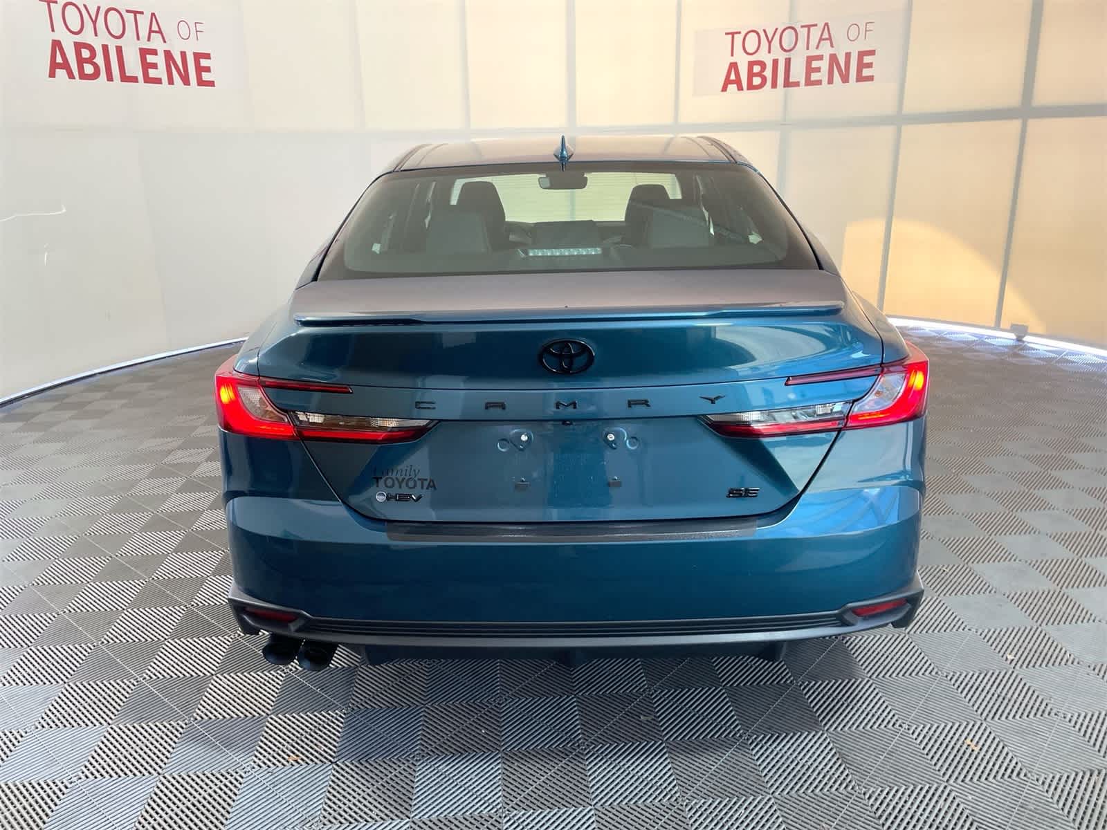 Thumbnail: 2025 Toyota Camry - 4