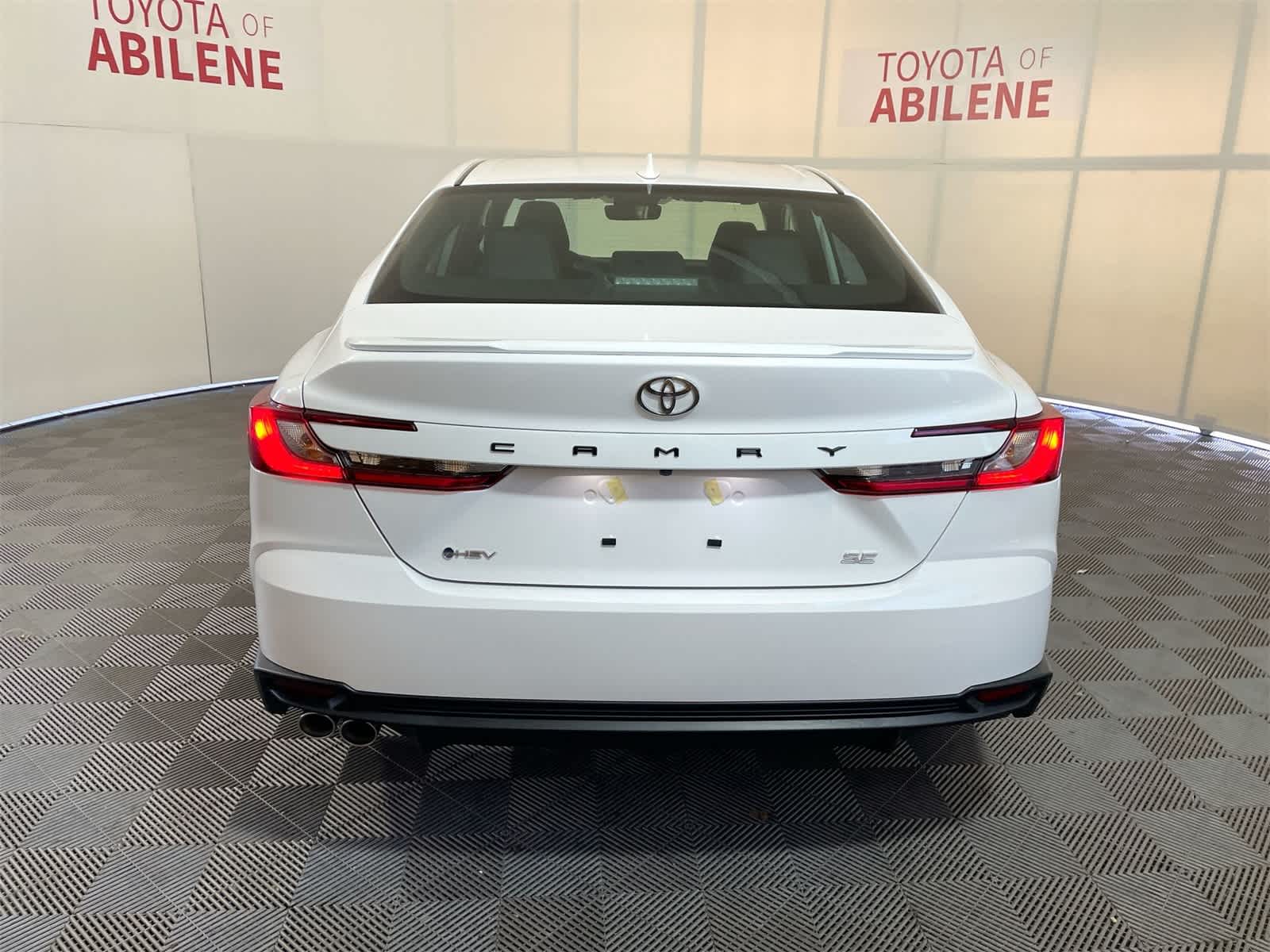 Thumbnail: 2025 Toyota Camry - 4