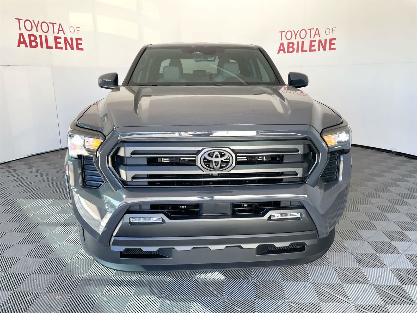 Thumbnail: 2025 Toyota Tacoma - 9