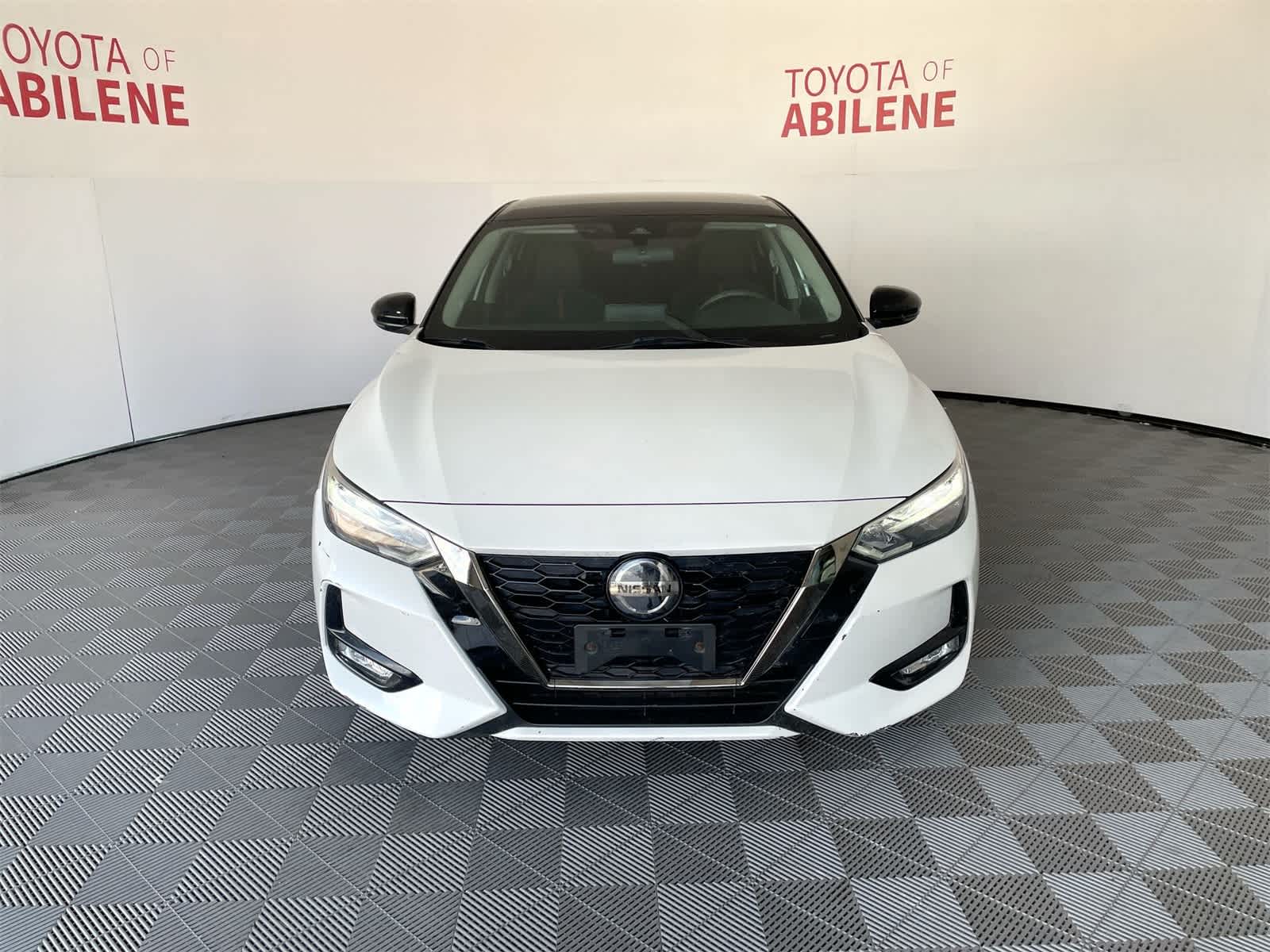 Thumbnail: 2020 Nissan Sentra - 9