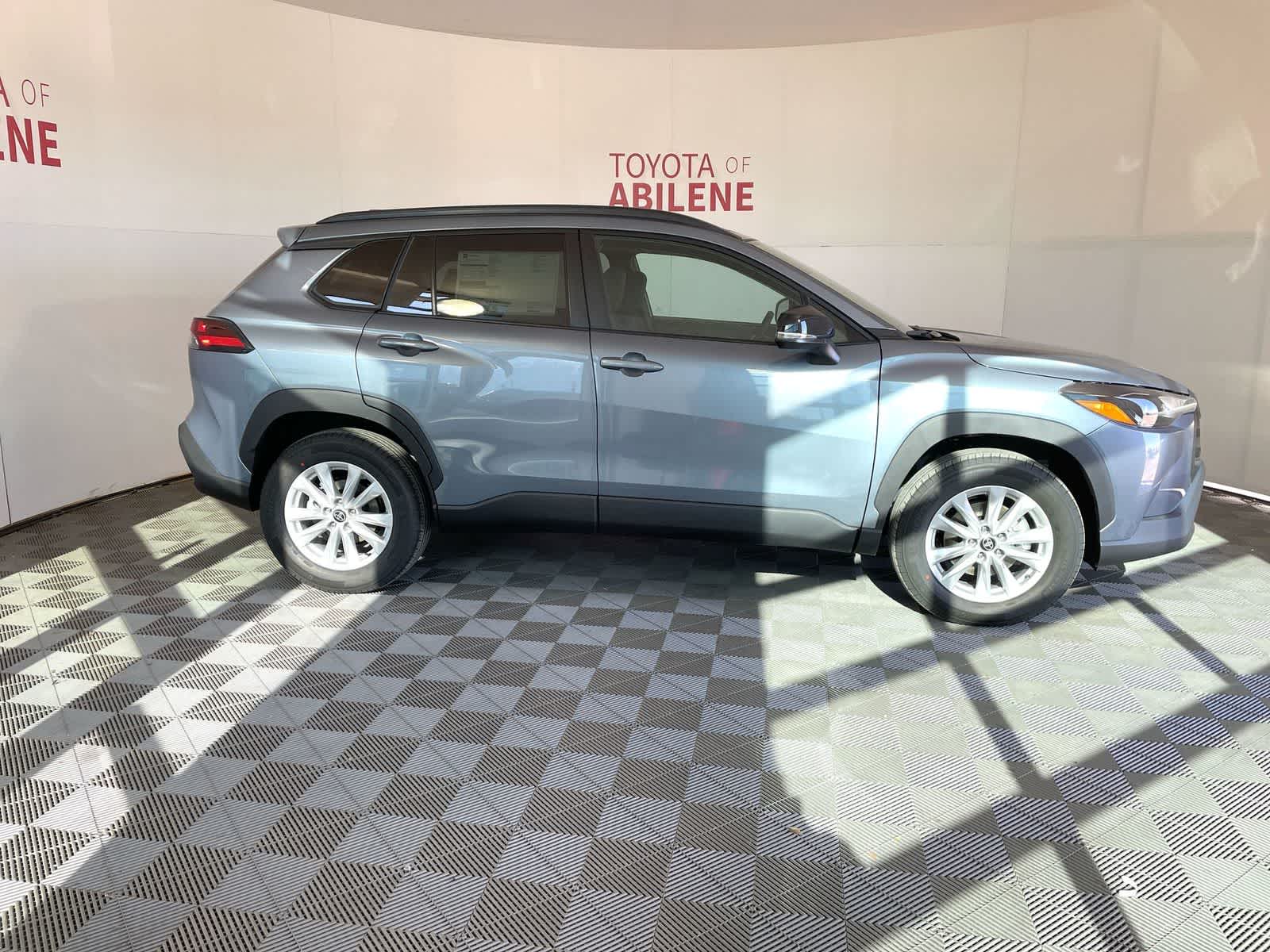 Thumbnail: 2026 Toyota Corolla Cross - 7