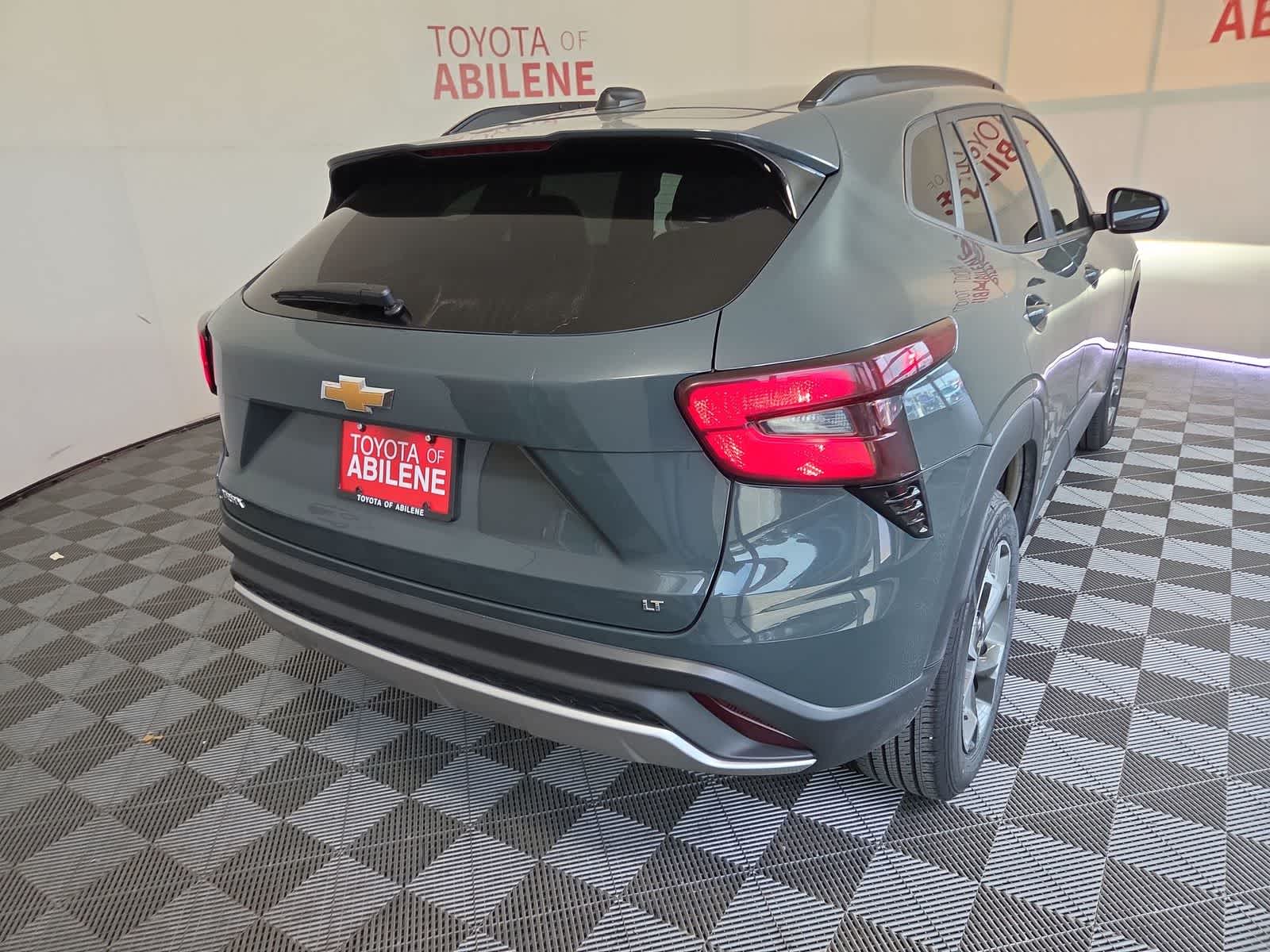 Thumbnail: 2025 Chevrolet Trax - 7