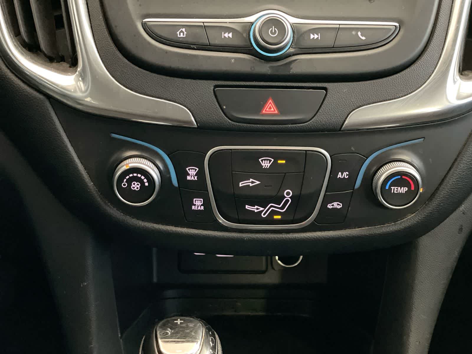 Thumbnail: 2019 Chevrolet Equinox - 22