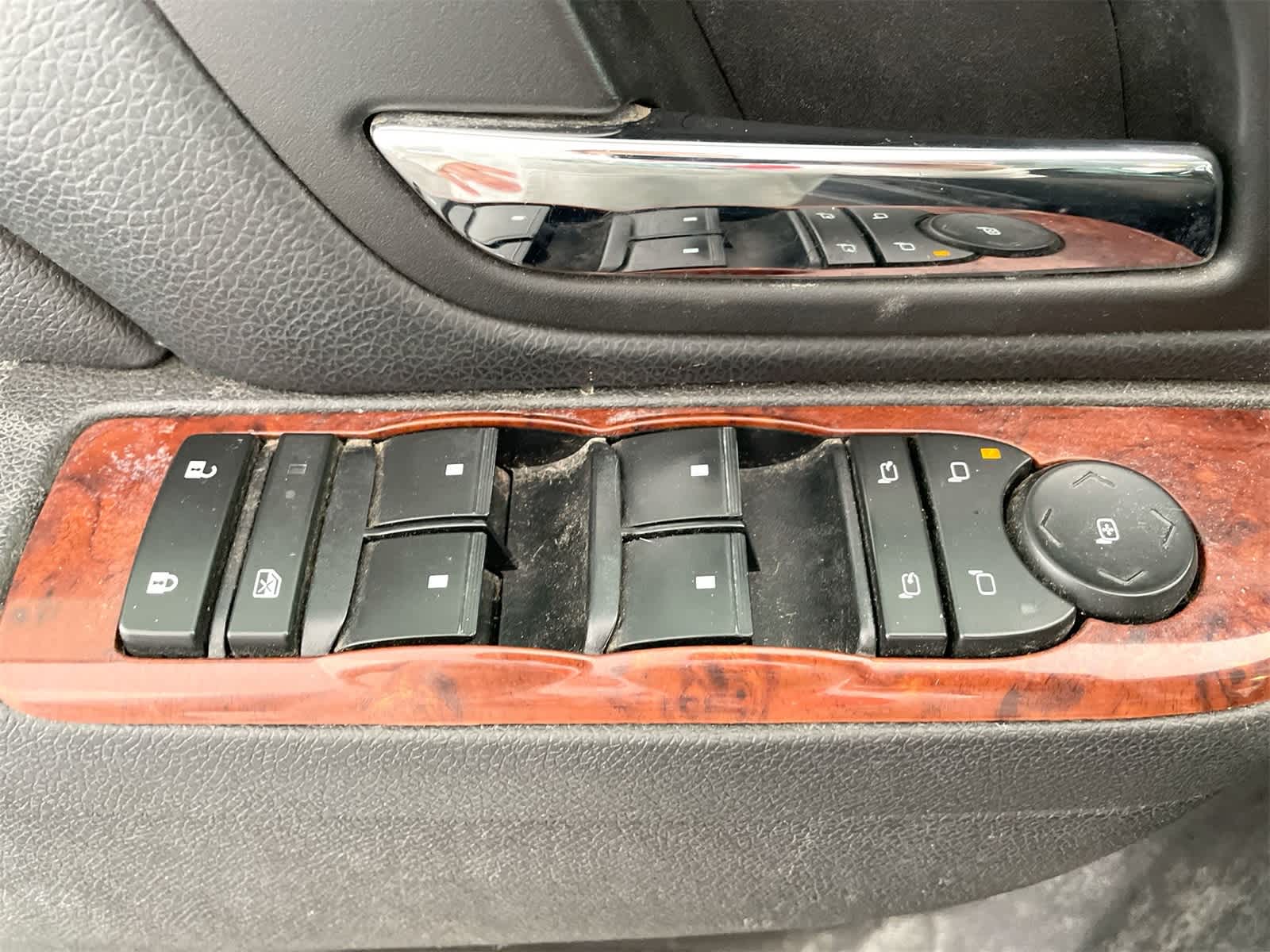 Thumbnail: 2013 Chevrolet Tahoe - 10