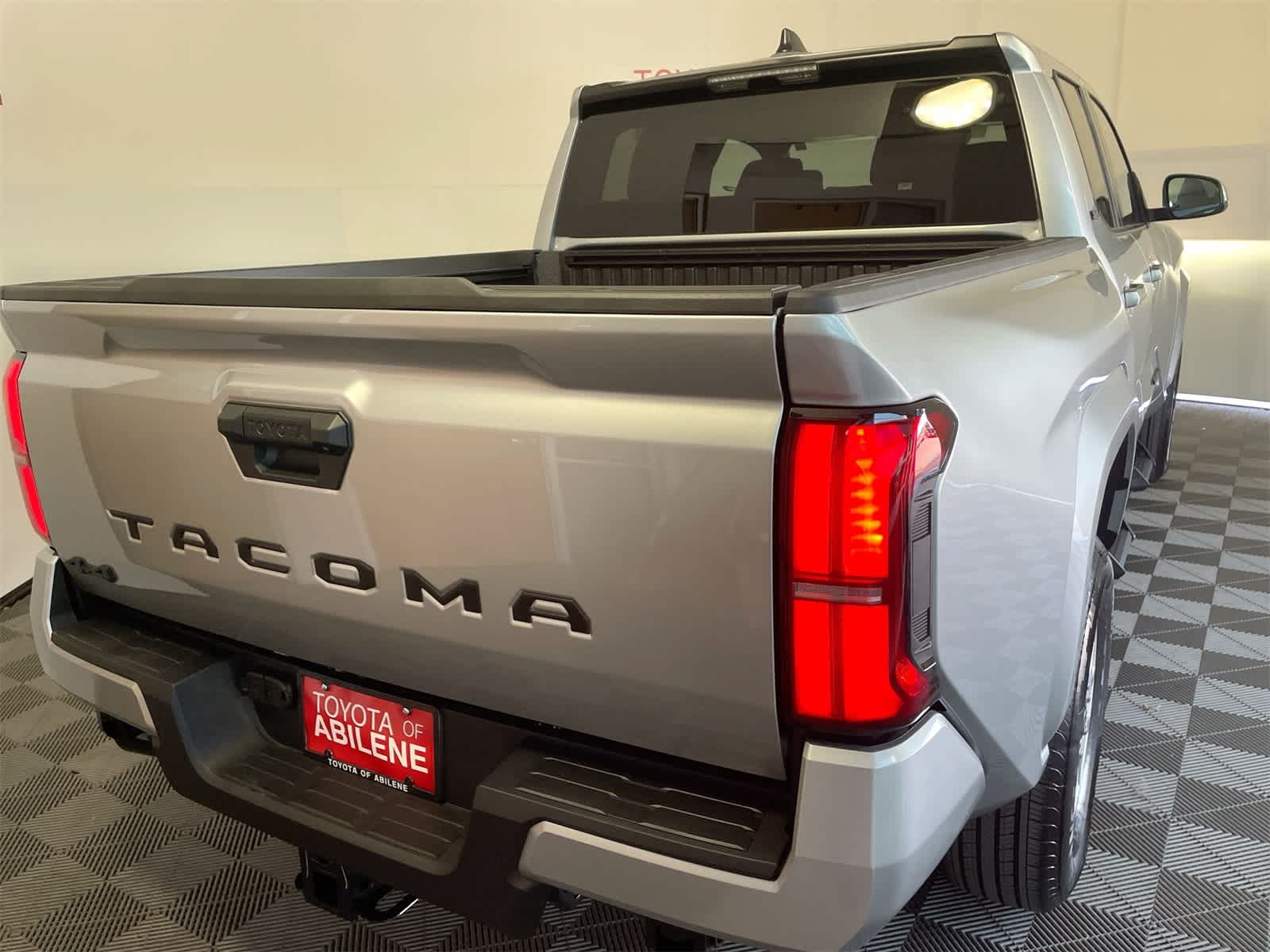 Thumbnail: 2025 Toyota Tacoma - 7