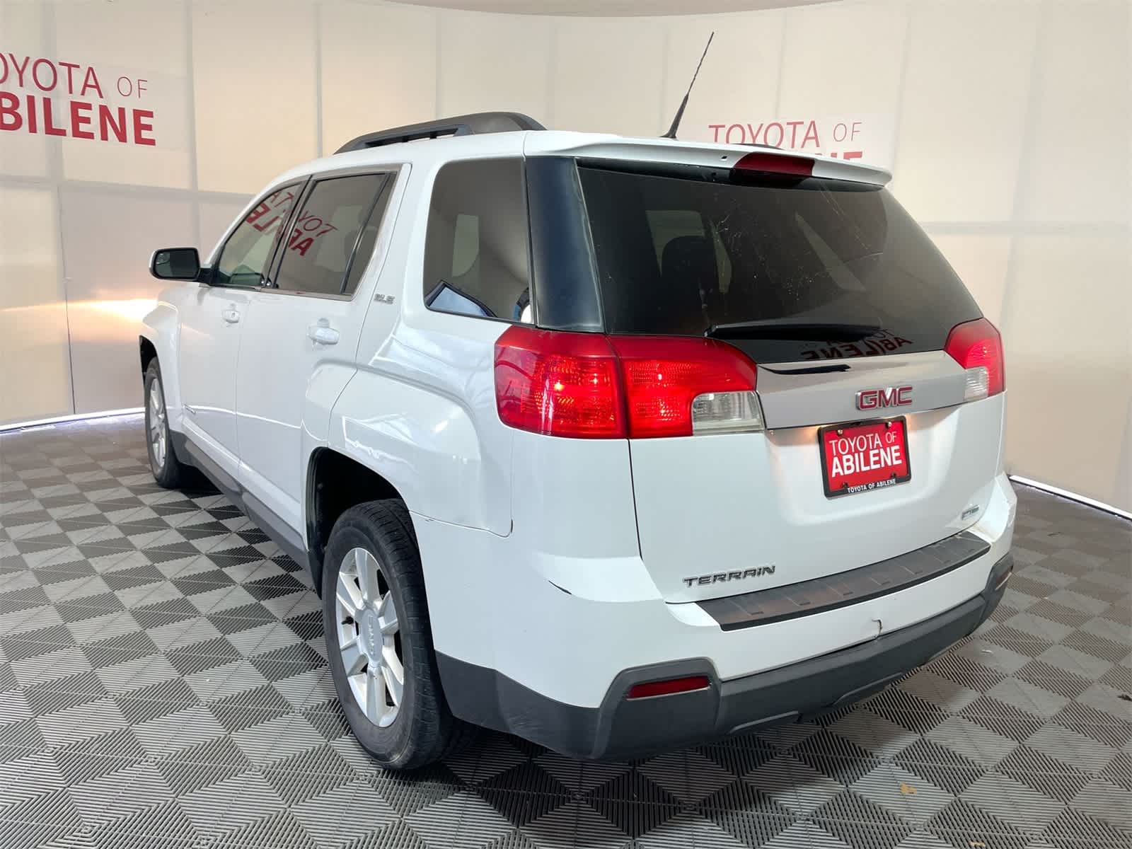Thumbnail: 2012 GMC Terrain - 3