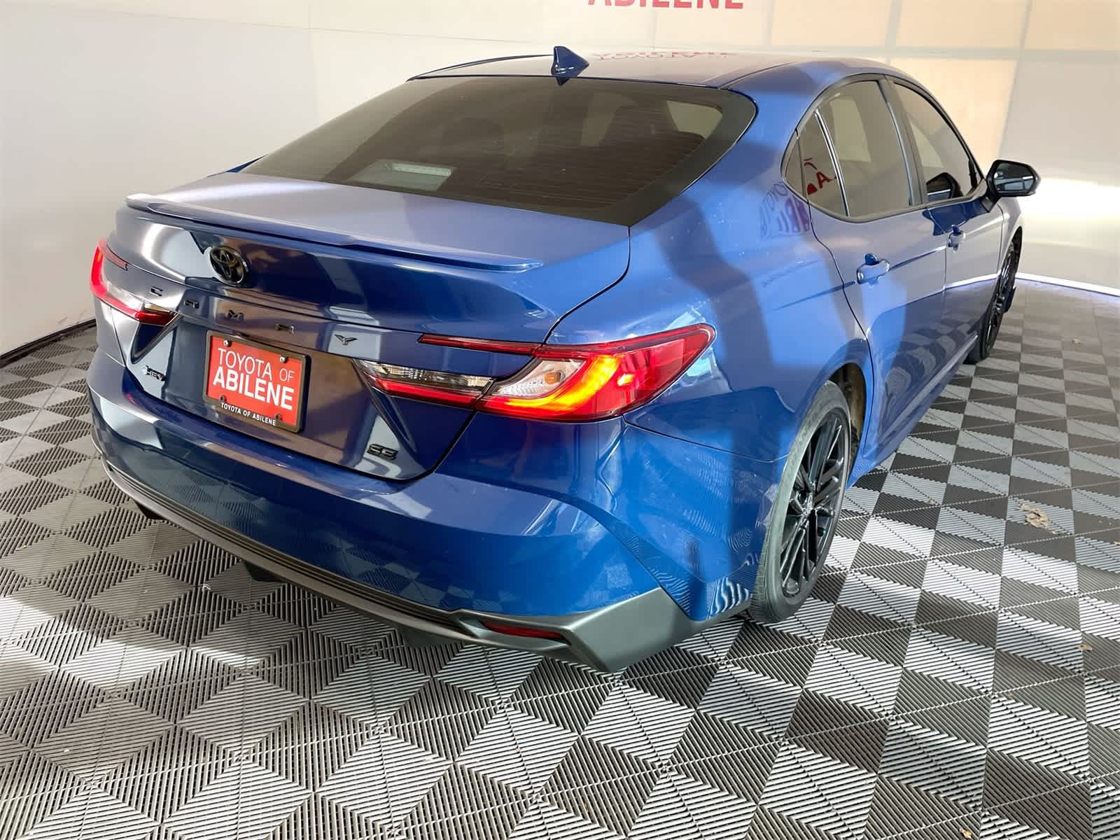 Thumbnail: 2025 Toyota Camry - 6