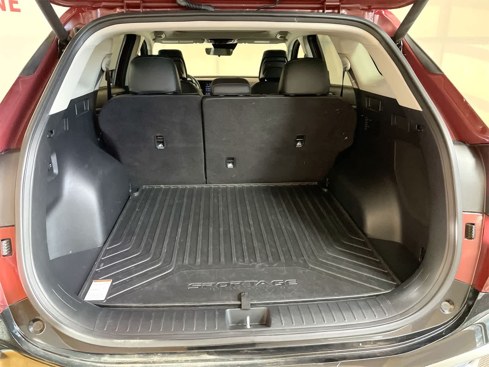 Thumbnail: 2025 Kia Sportage - 4