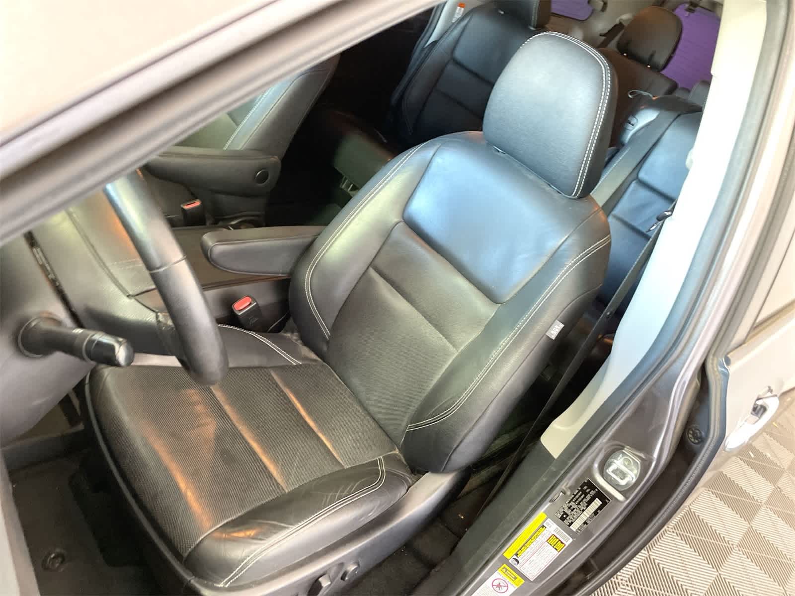 Thumbnail: 2017 Toyota Sienna - 10