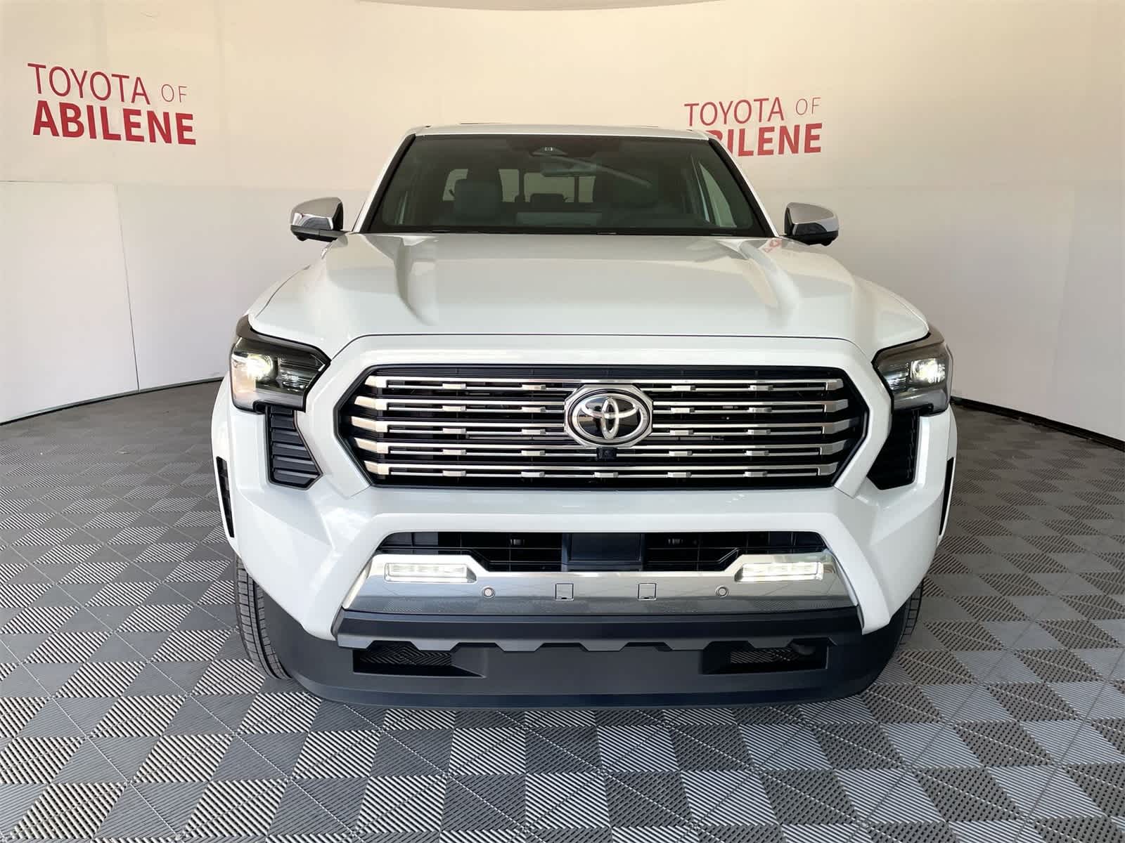 Thumbnail: 2025 Toyota Tacoma - 9