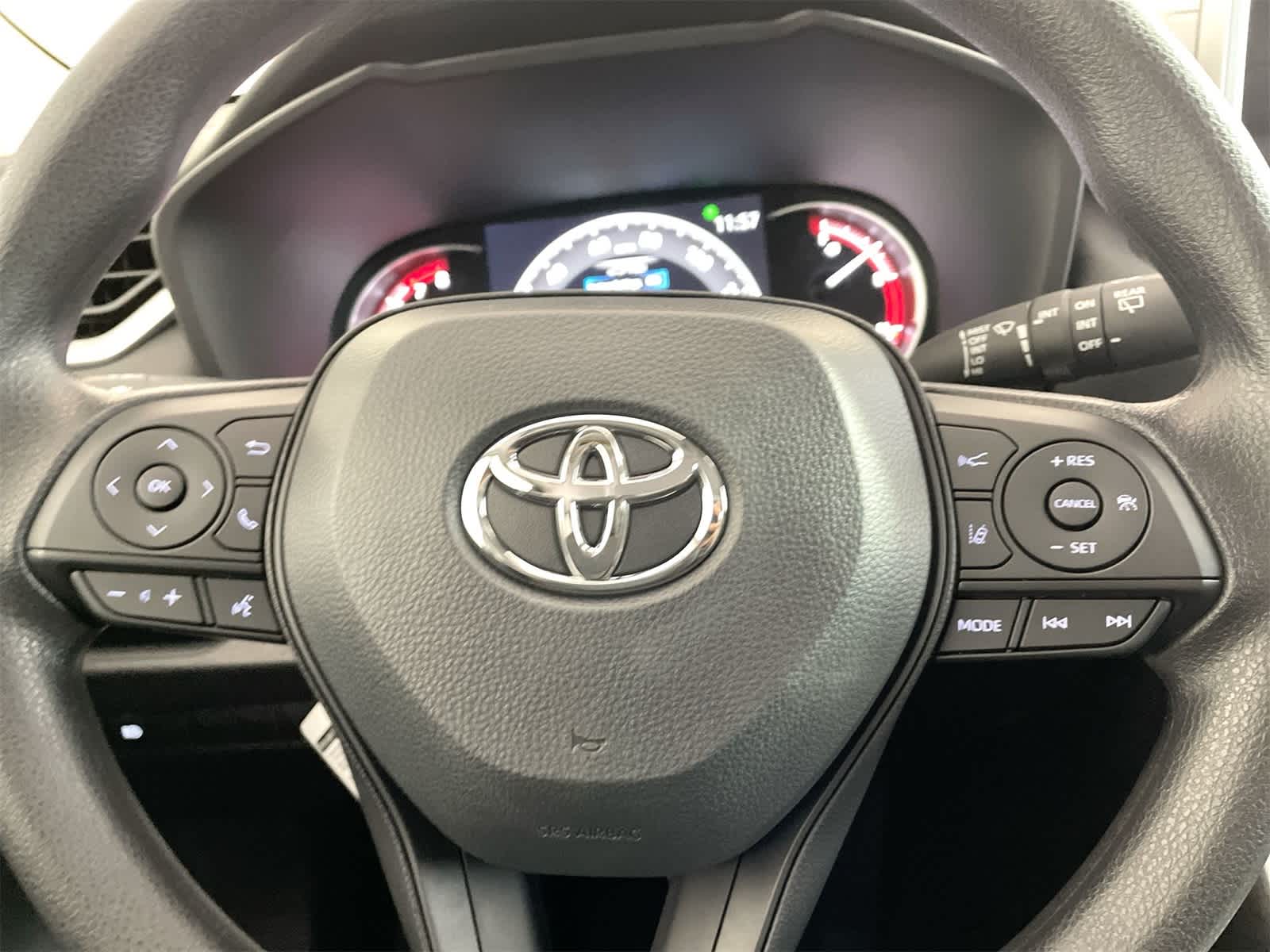 Thumbnail: 2025 Toyota RAV4 - 18