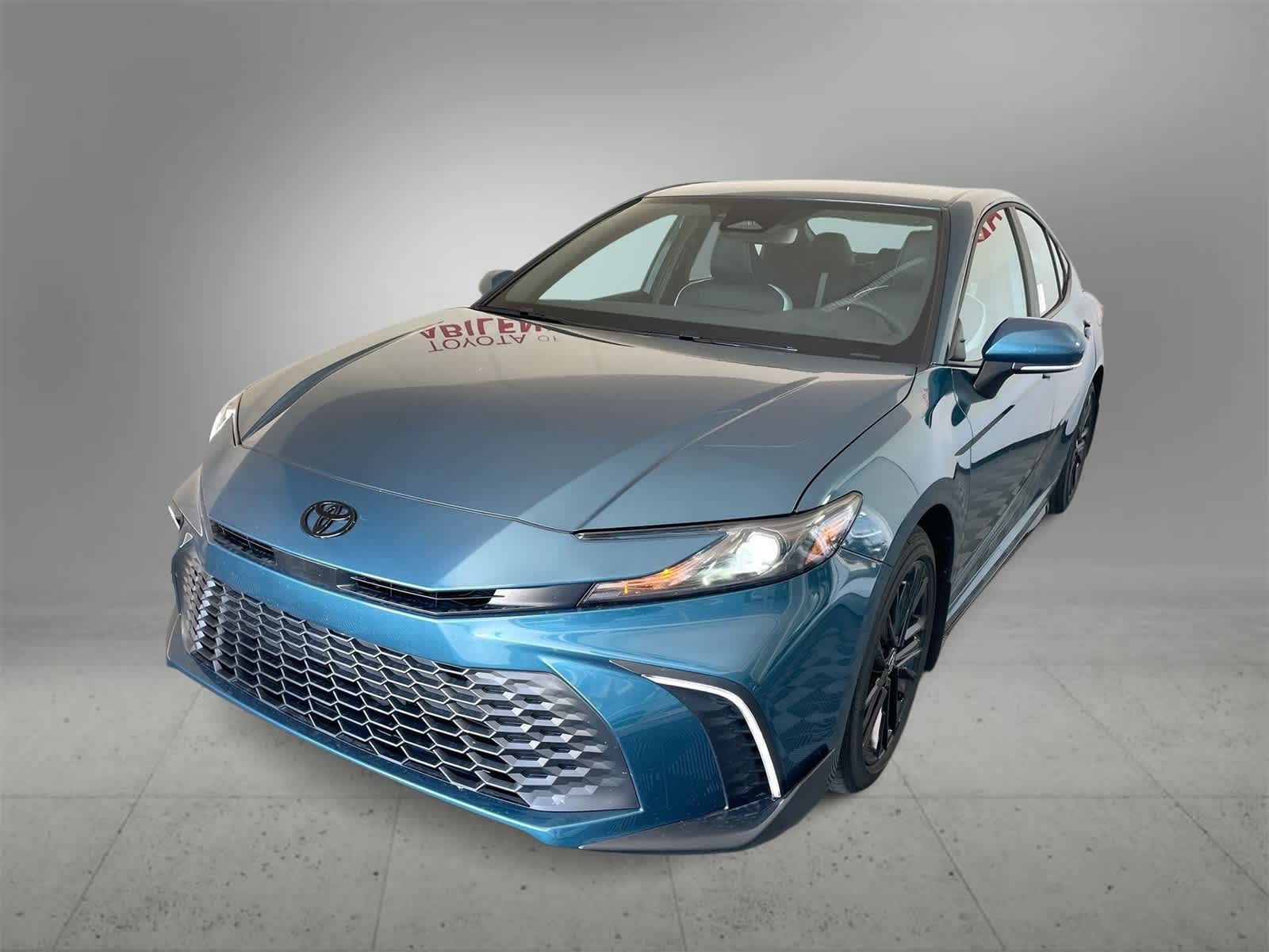 Thumbnail: 2025 Toyota Camry - 1