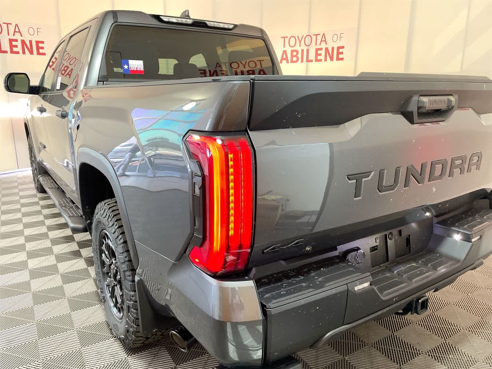 Thumbnail: 2026 Toyota Tundra - 3