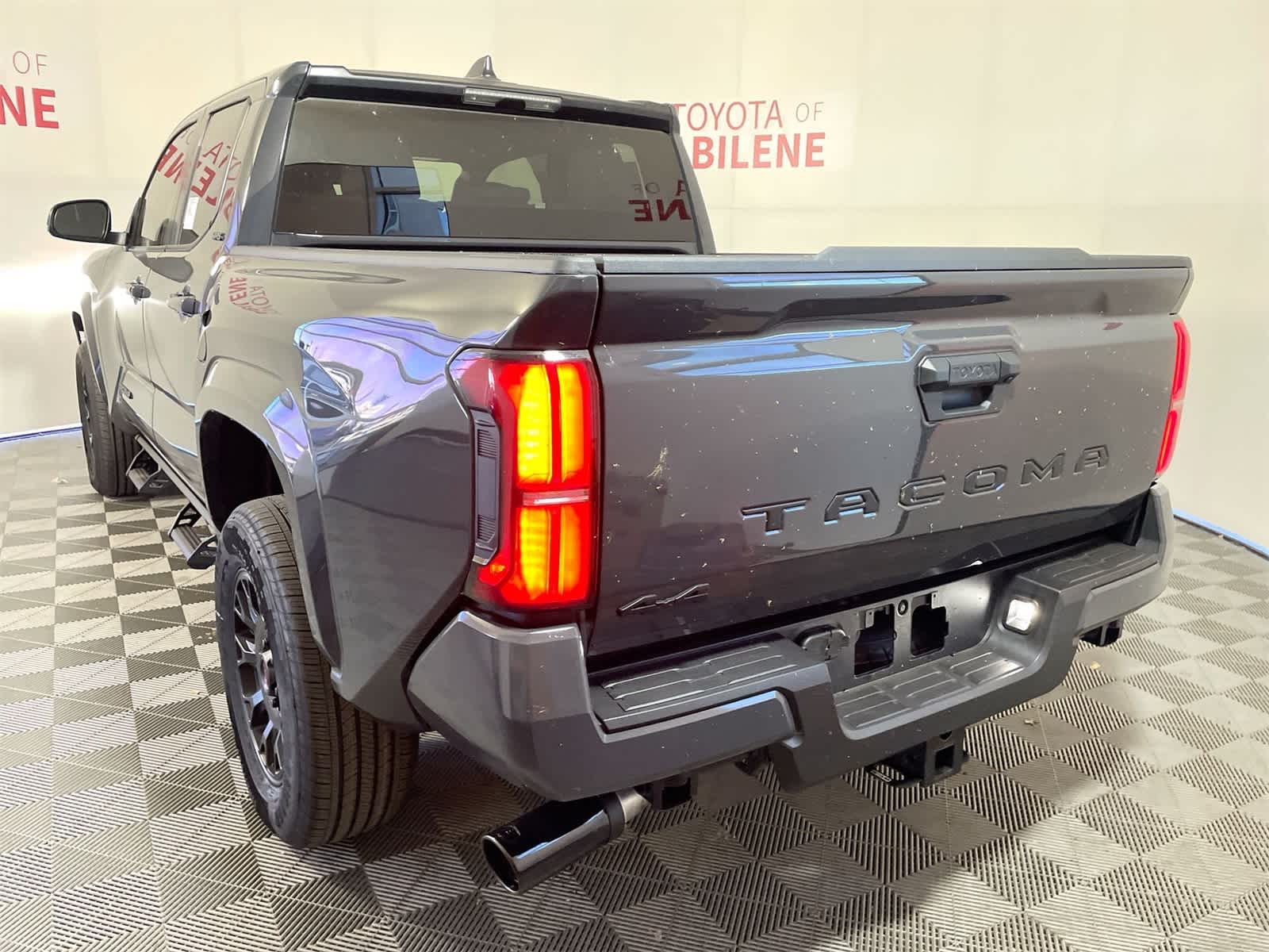 Thumbnail: 2025 Toyota Tacoma - 3