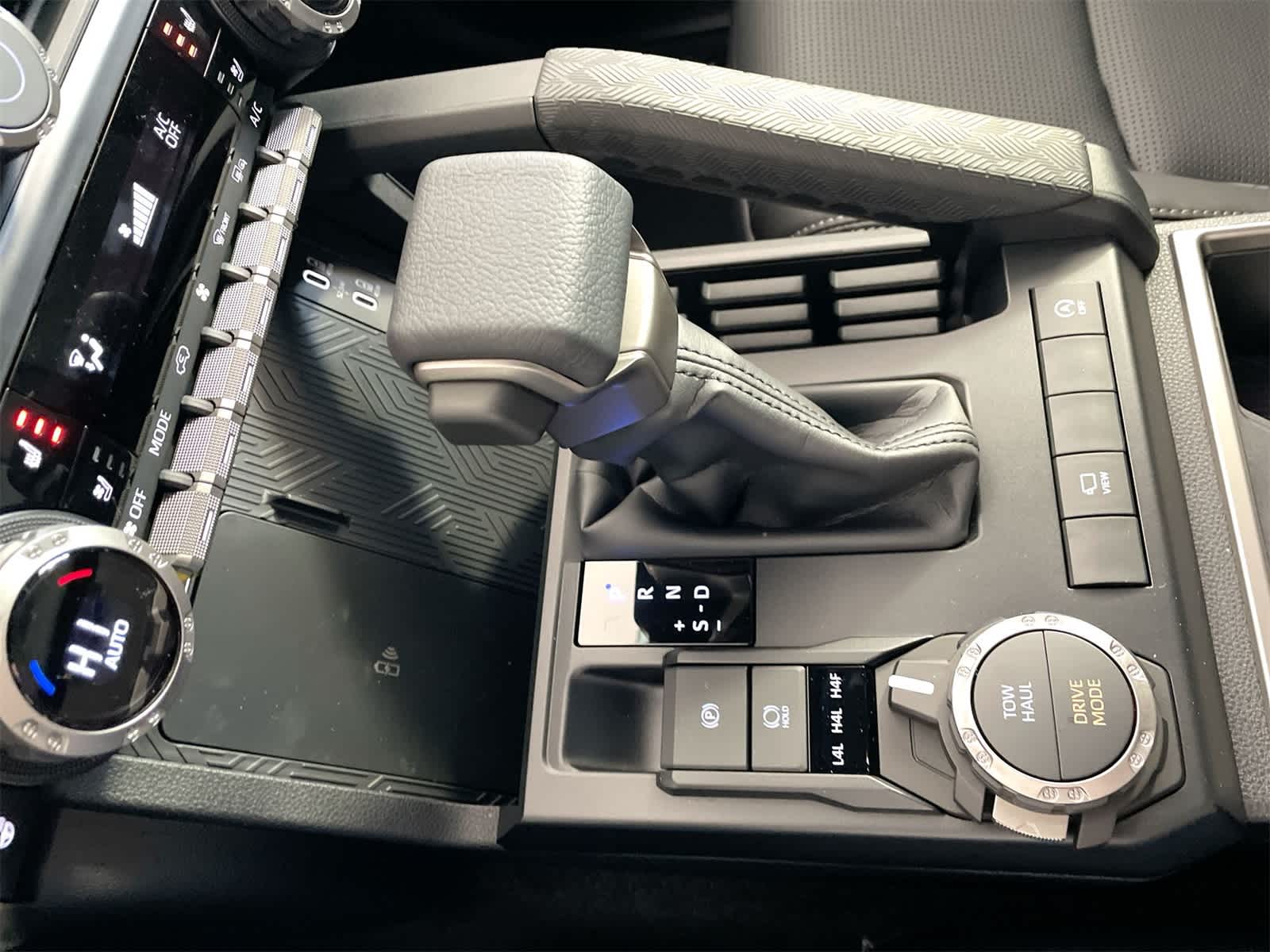 Thumbnail: 2025 Toyota 4Runner - 23