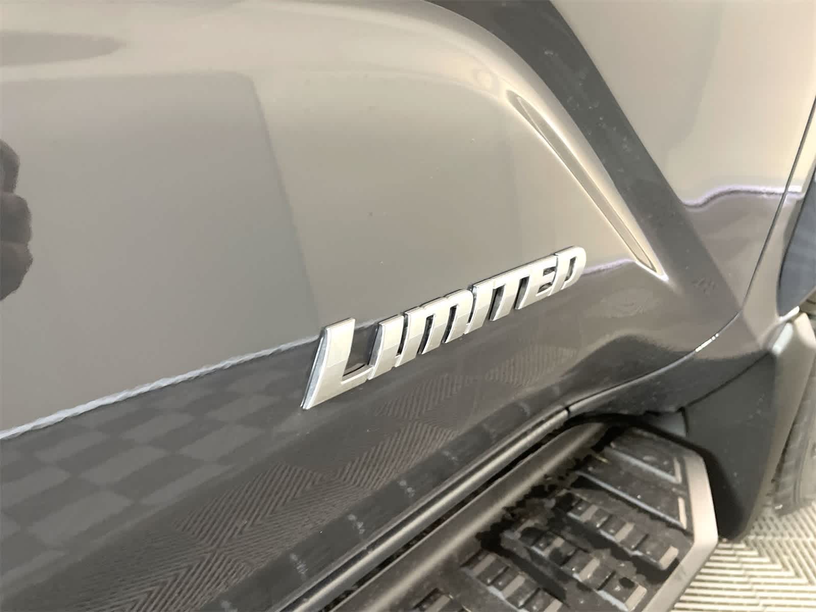 Thumbnail: 2025 Toyota 4Runner - 6