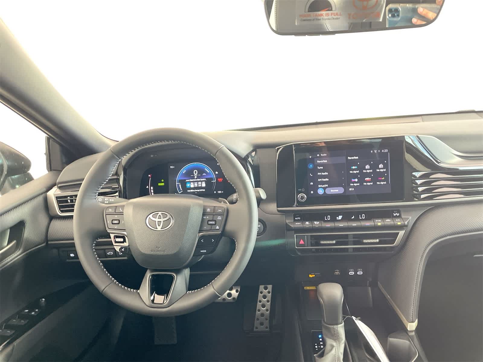 Thumbnail: 2025 Toyota Camry - 16