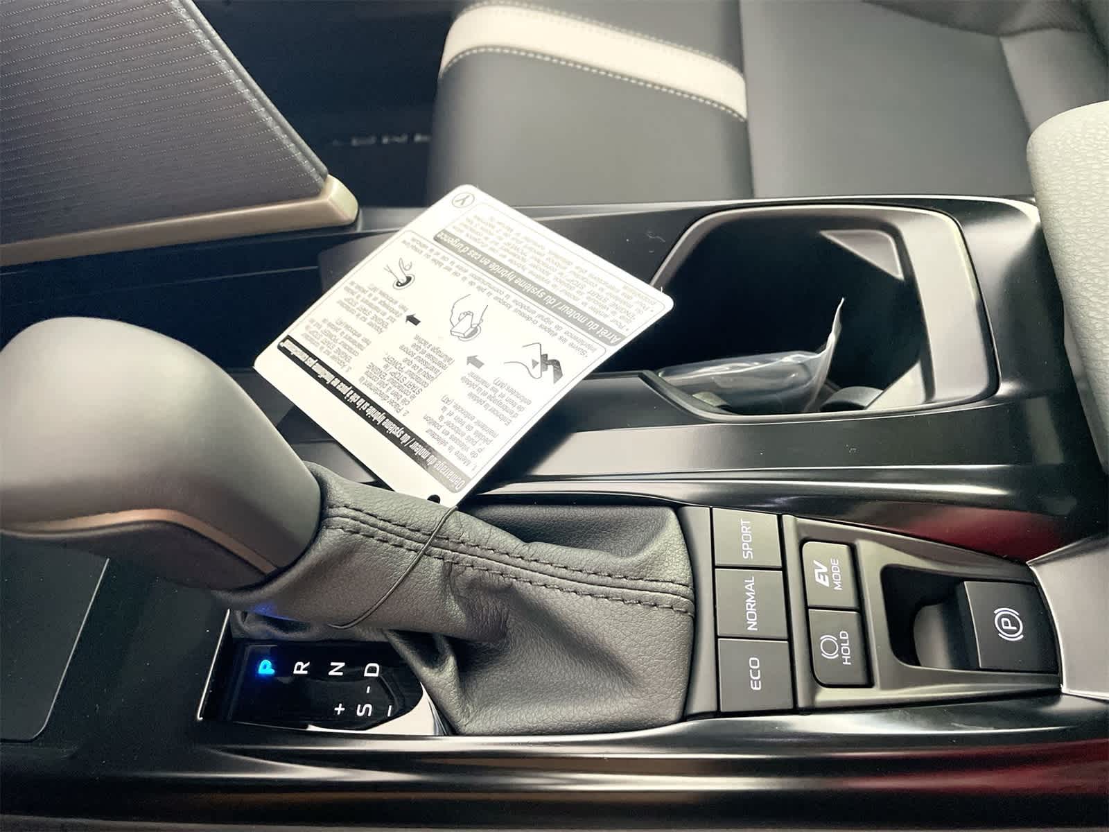 Thumbnail: 2025 Toyota Camry - 23