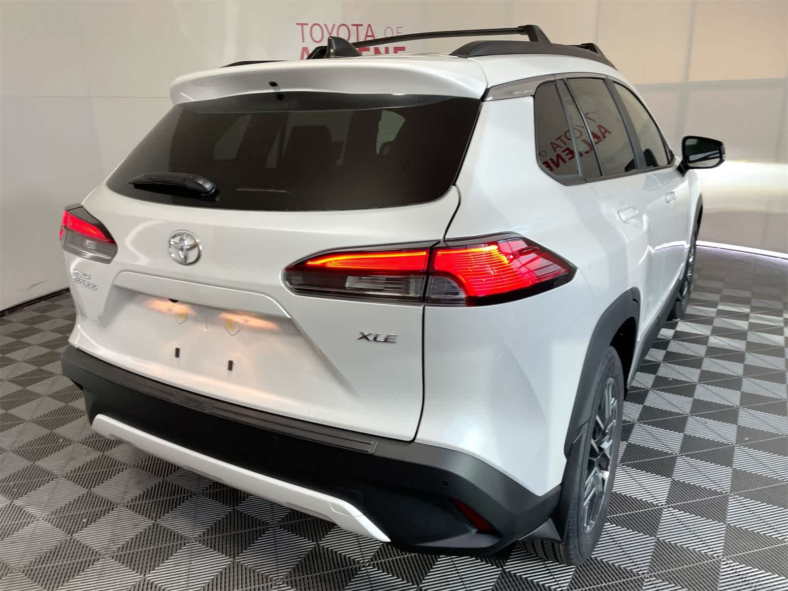 Thumbnail: 2026 Toyota Corolla Cross - 7