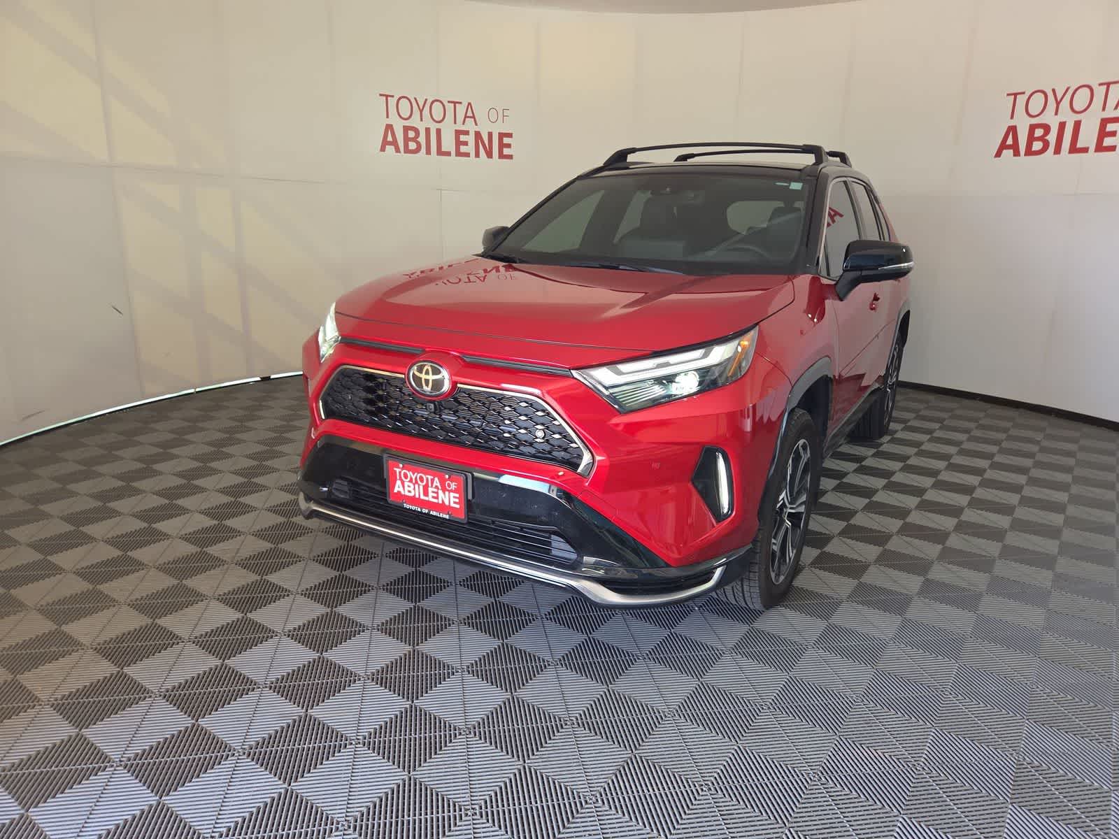 Thumbnail: 2025 Toyota RAV4 - 1