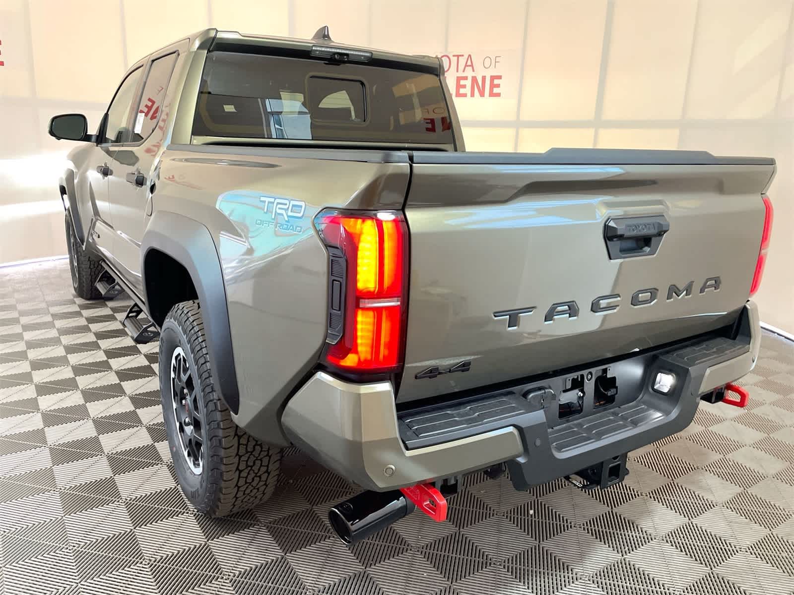 Thumbnail: 2025 Toyota Tacoma - 3