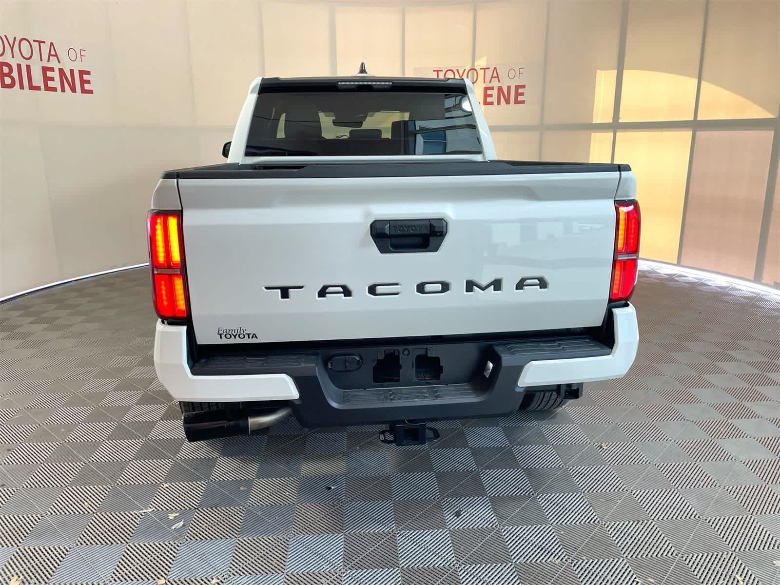 2025 Toyota Tacoma SR5 4