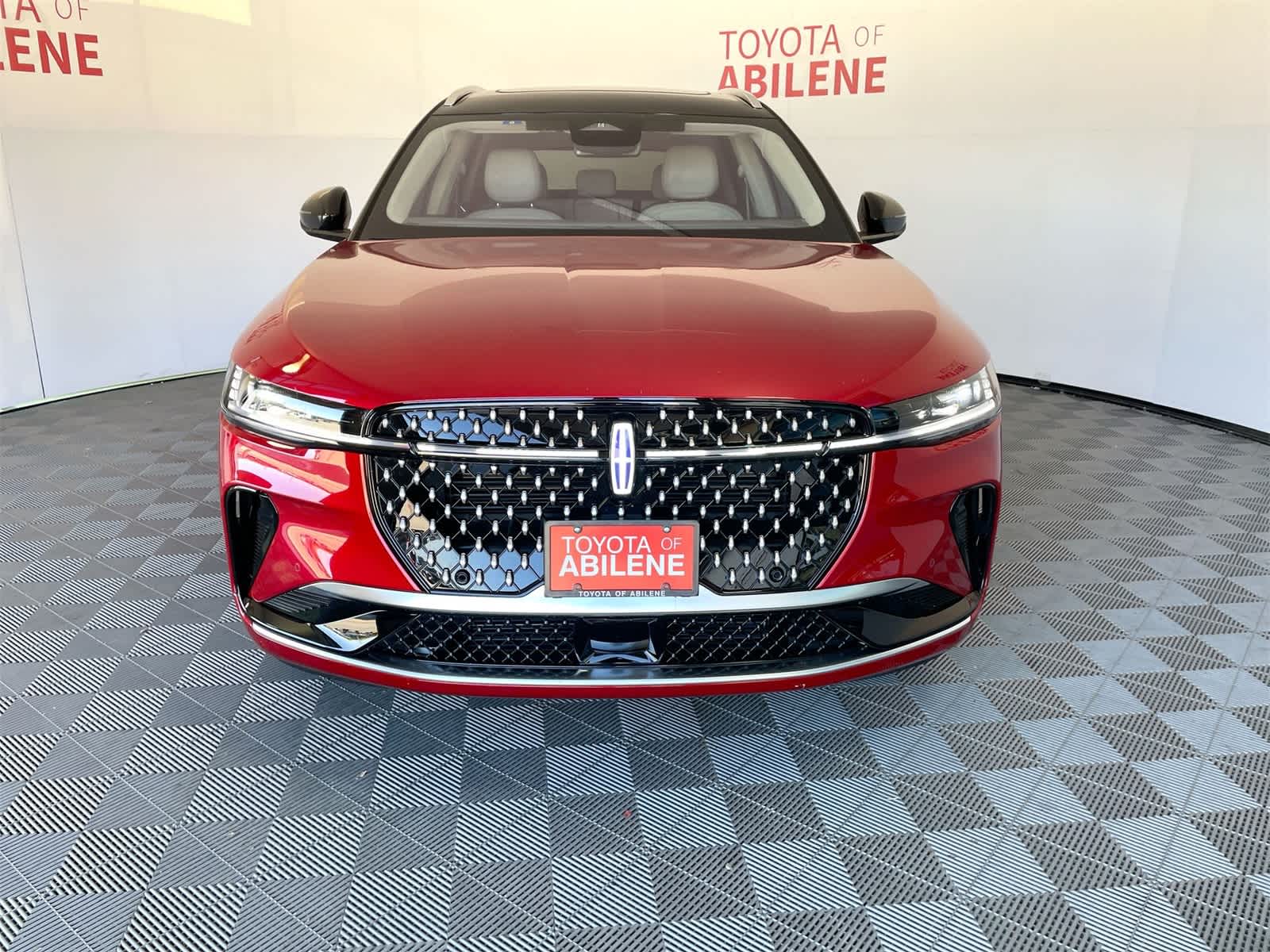 Thumbnail: 2025 Lincoln Nautilus - 8