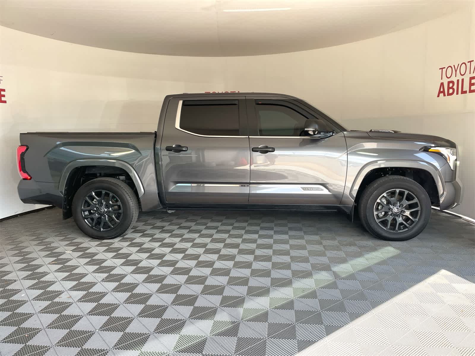 Thumbnail: 2024 Toyota Tundra - 8
