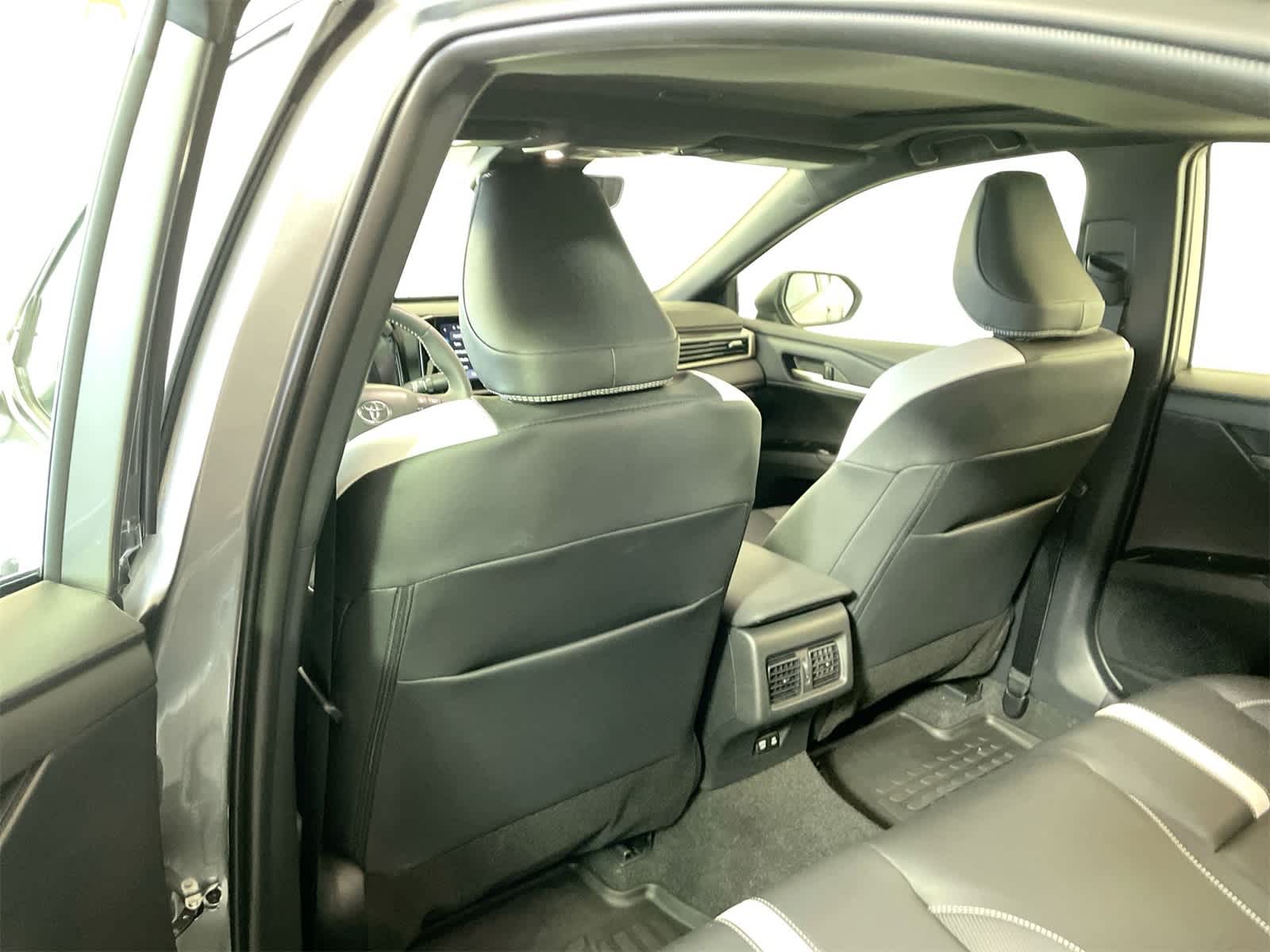 Thumbnail: 2025 Toyota Camry - 12