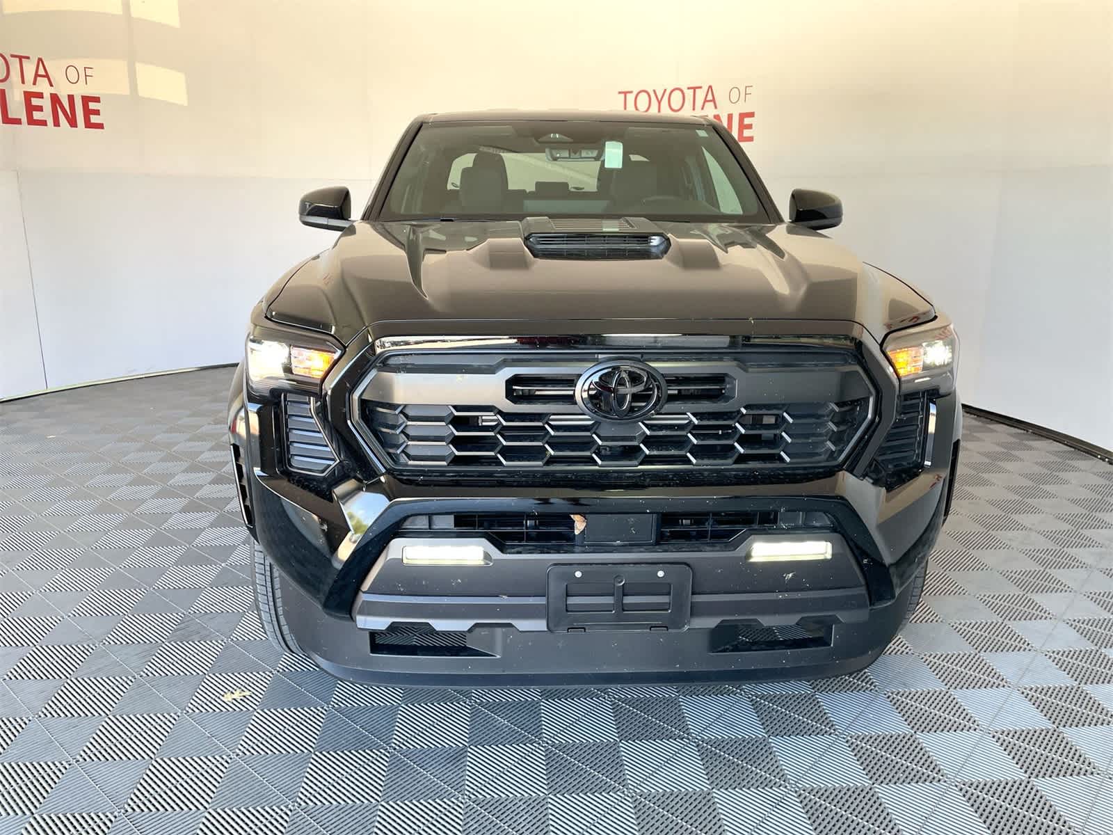 Thumbnail: 2025 Toyota Tacoma - 8