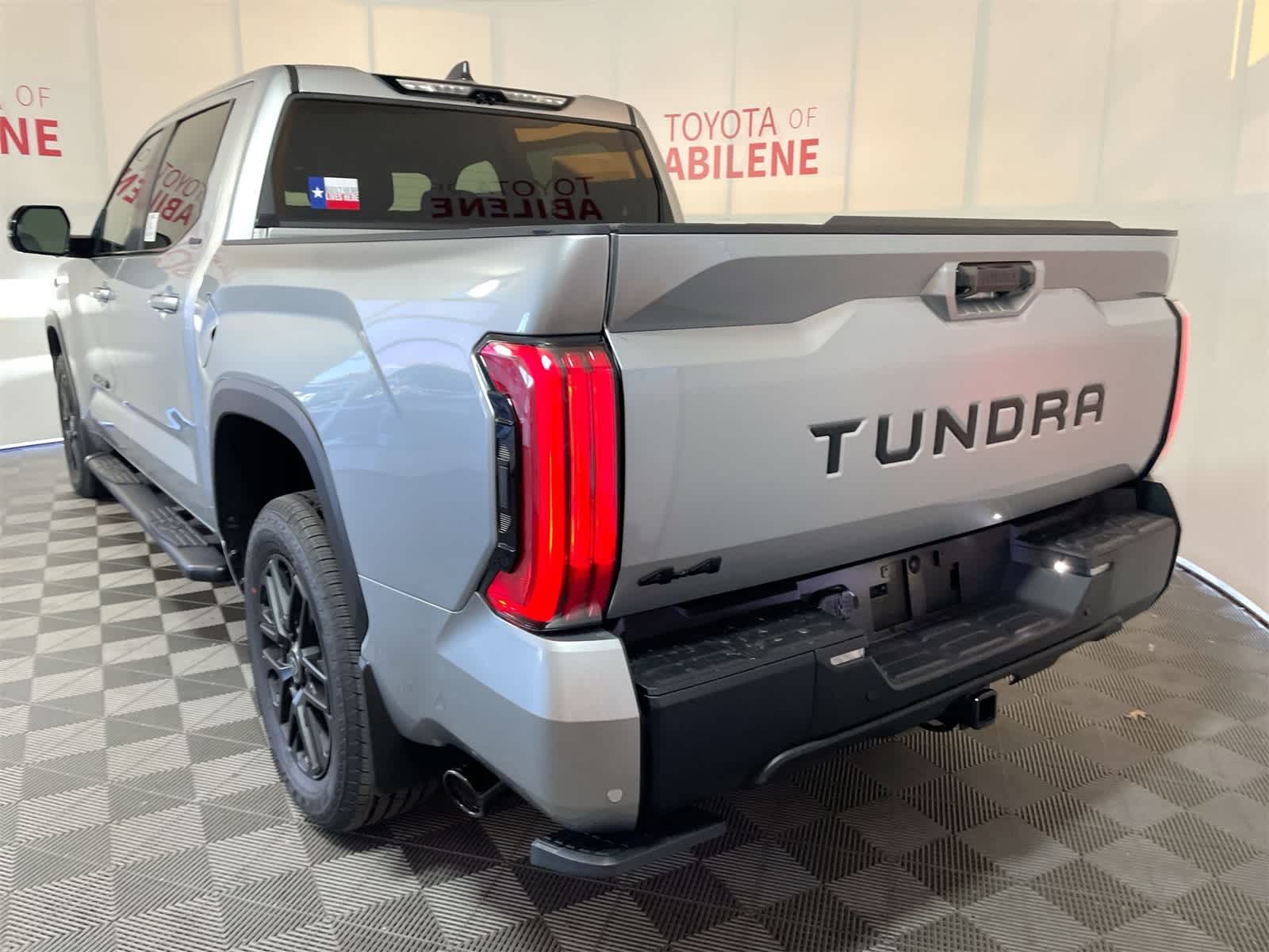 Thumbnail: 2026 Toyota Tundra - 3