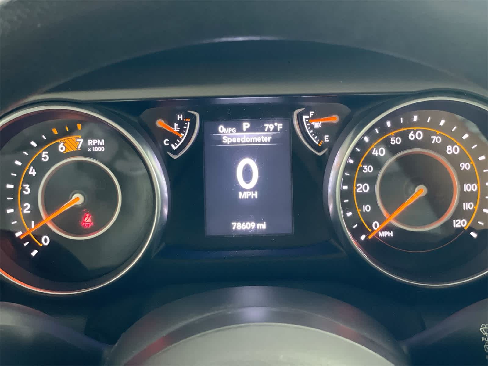Thumbnail: 2018 Jeep Wrangler - 18