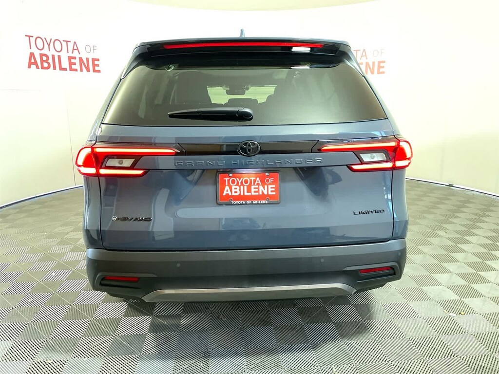 New 2026 Toyota Grand Highlander Hybrid Limited SUV