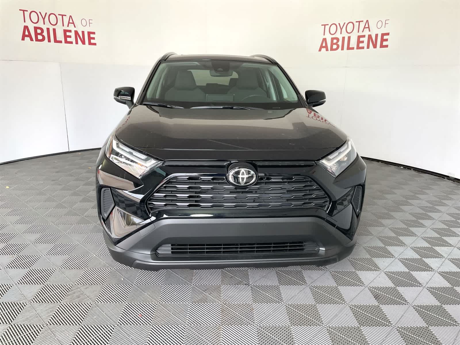 Thumbnail: 2025 Toyota RAV4 - 9