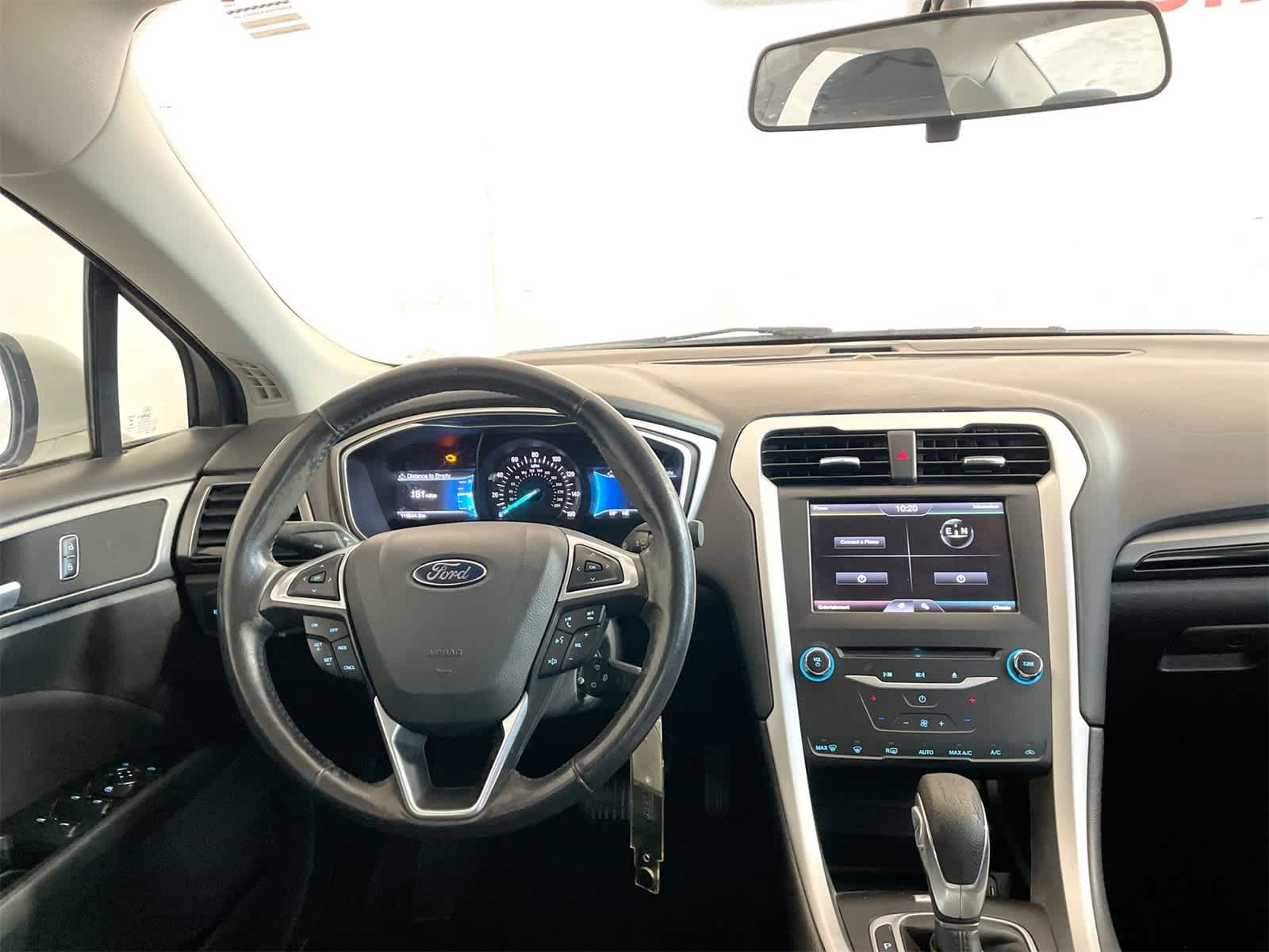 Thumbnail: 2015 Ford Fusion - 16