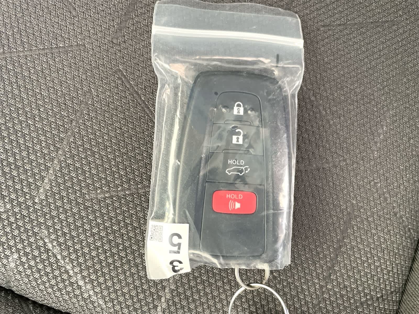 Thumbnail: 2025 Toyota RAV4 - 28