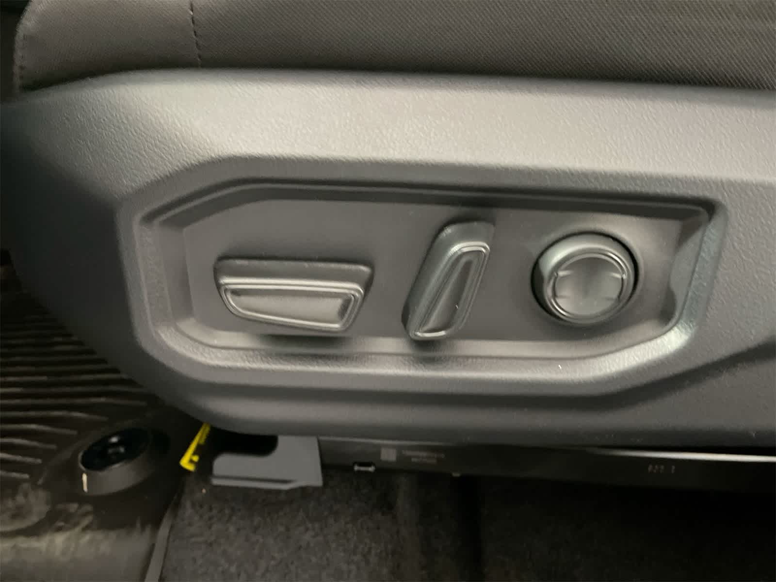 Thumbnail: 2026 Toyota Tundra - 9