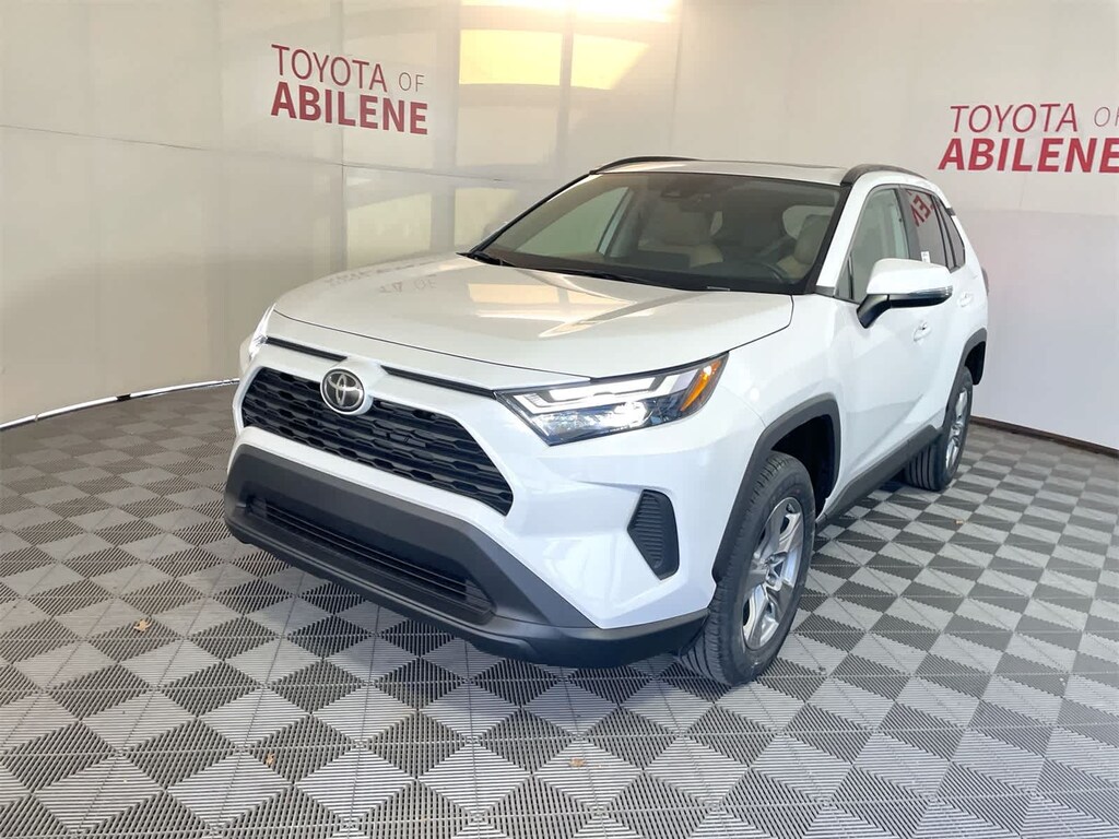 New 2025 Toyota RAV4 XLE SUV