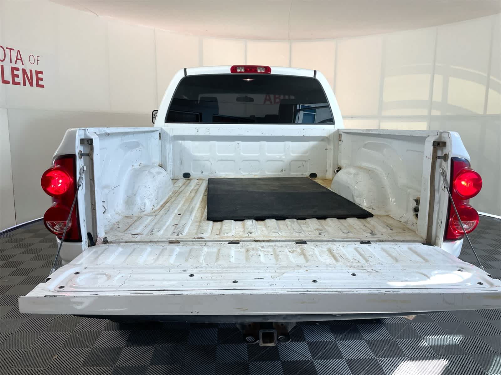 Thumbnail: 2008 Dodge Ram 1500 - 5