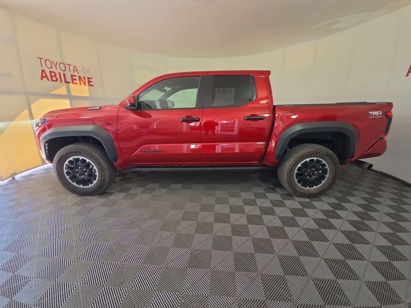 Thumbnail: 2025 Toyota Tacoma - 2
