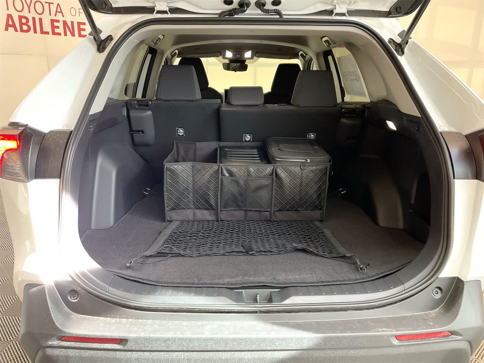 Thumbnail: 2025 Toyota RAV4 - 5