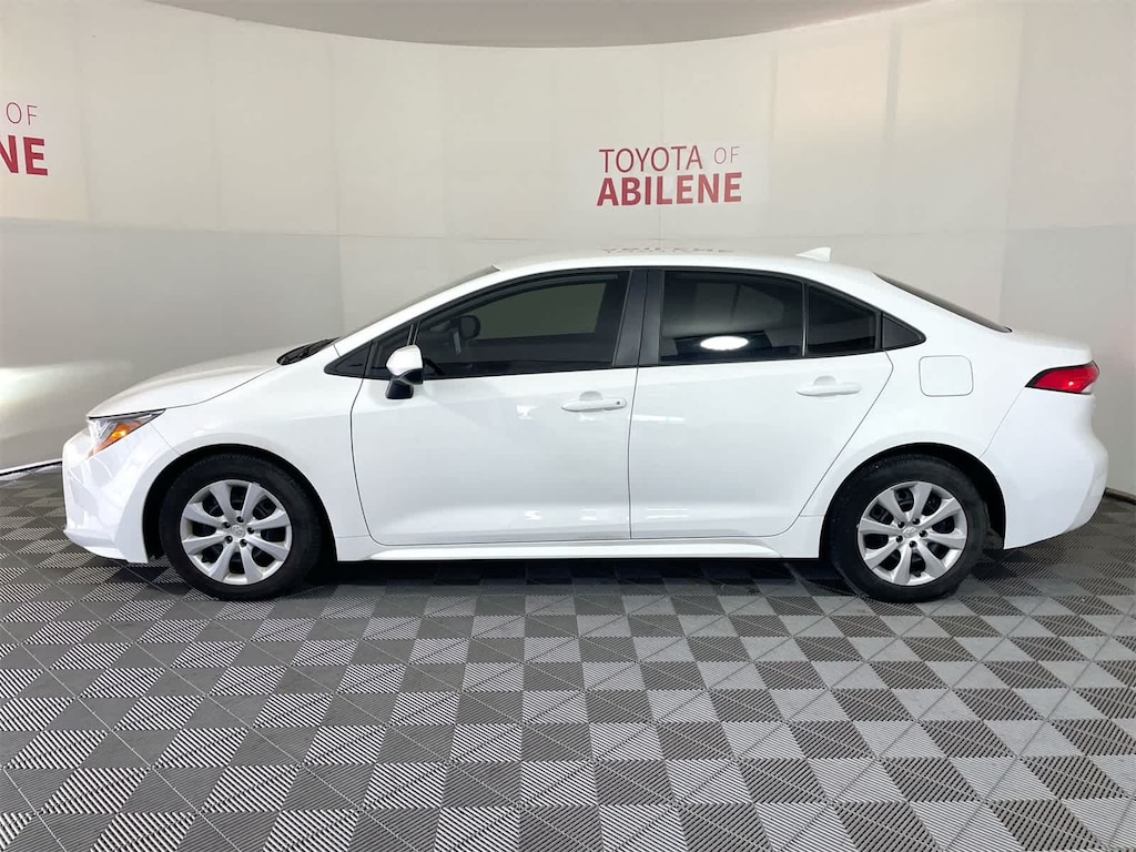 Used 2024 Toyota Corolla LE Sedan