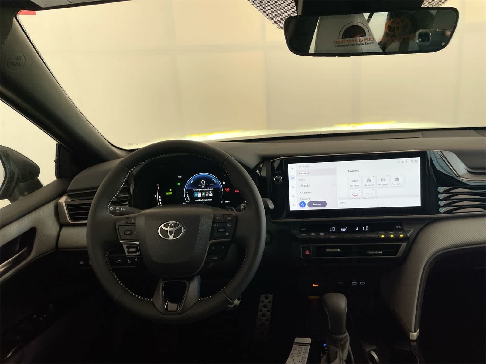 Thumbnail: 2025 Toyota Camry - 16