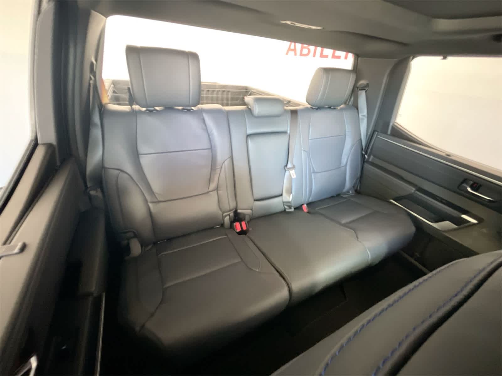 2025 Toyota Tundra Platinum 15